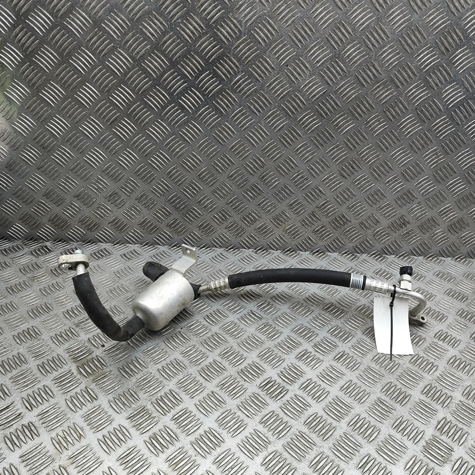 Hyundai Kona A/C Air Con Hose Pipe A/C Air Con Hose Pipe — HYUNDAI KONA (2017-...)...