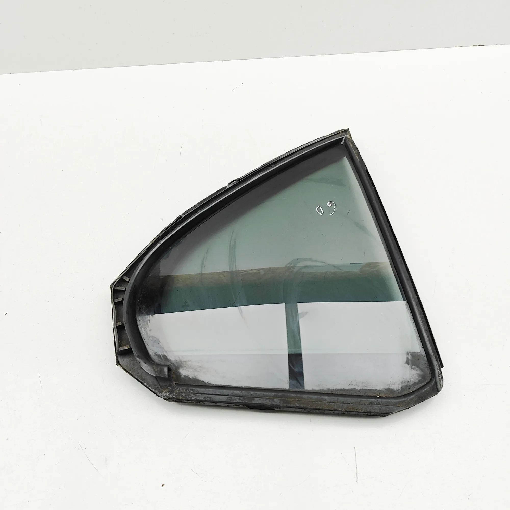 Mitsubishi Lancer Right rear door window Right rear door window — MITSUBISHI LANCER (VII...