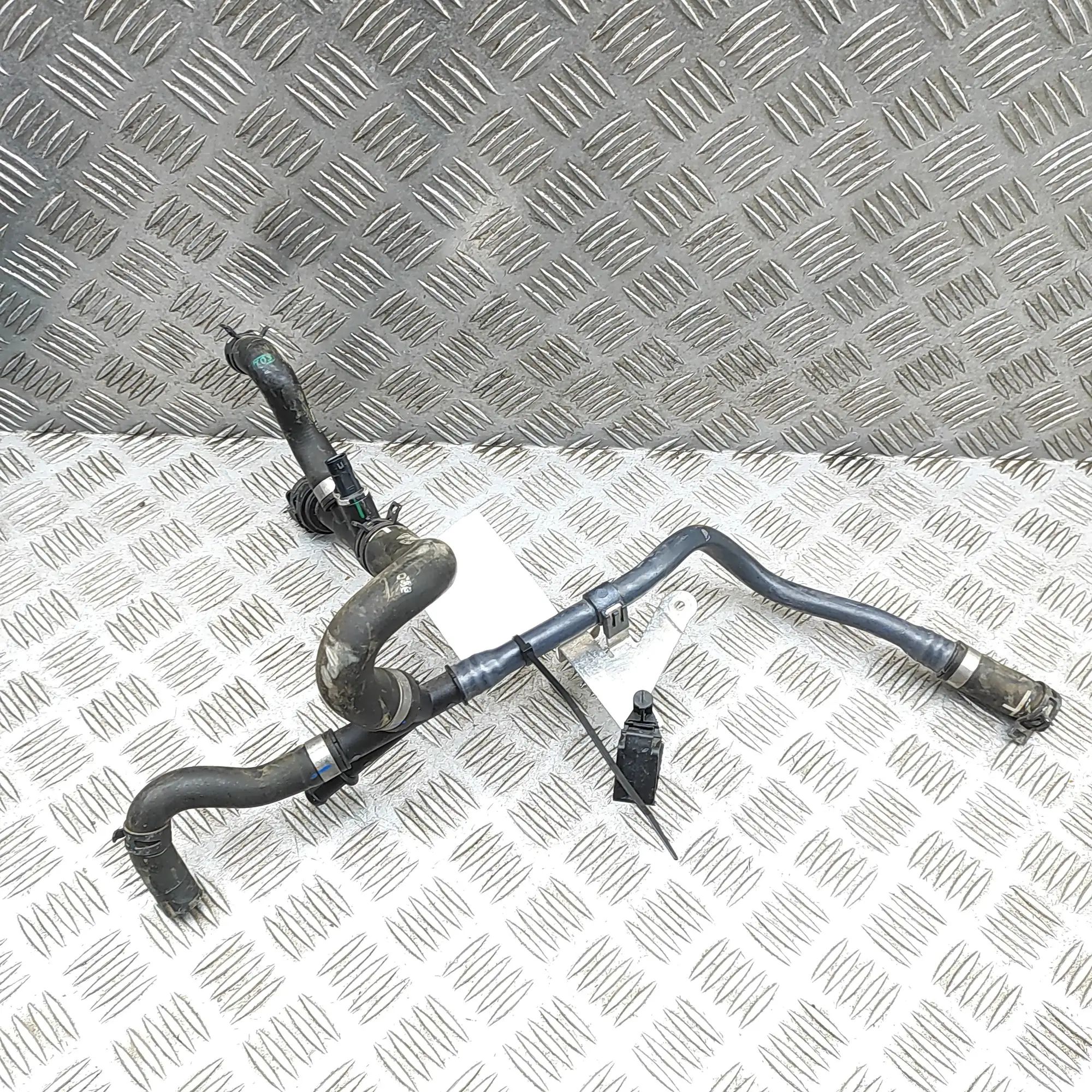 Porsche Taycan Coolant hose