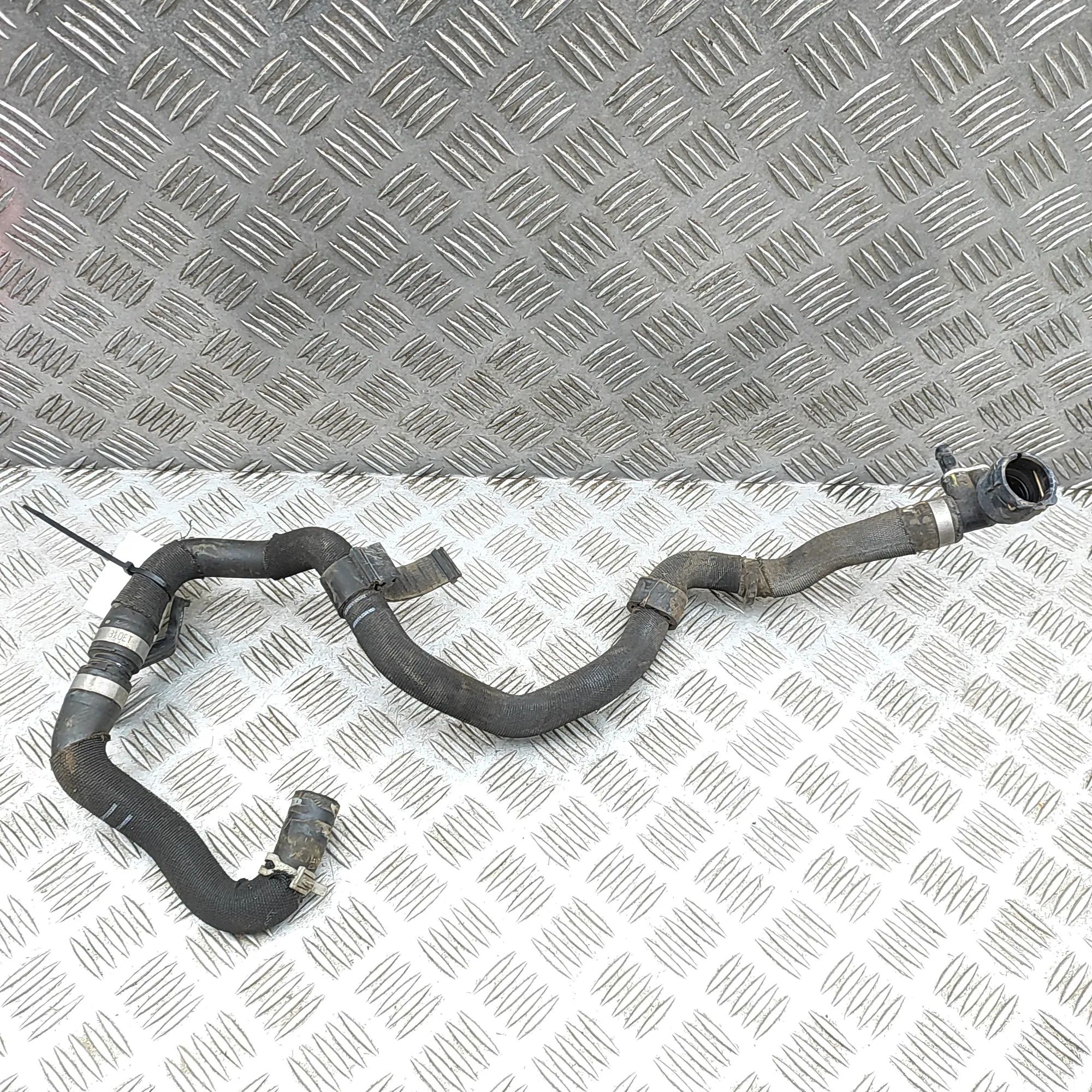 Porsche Taycan Coolant hose