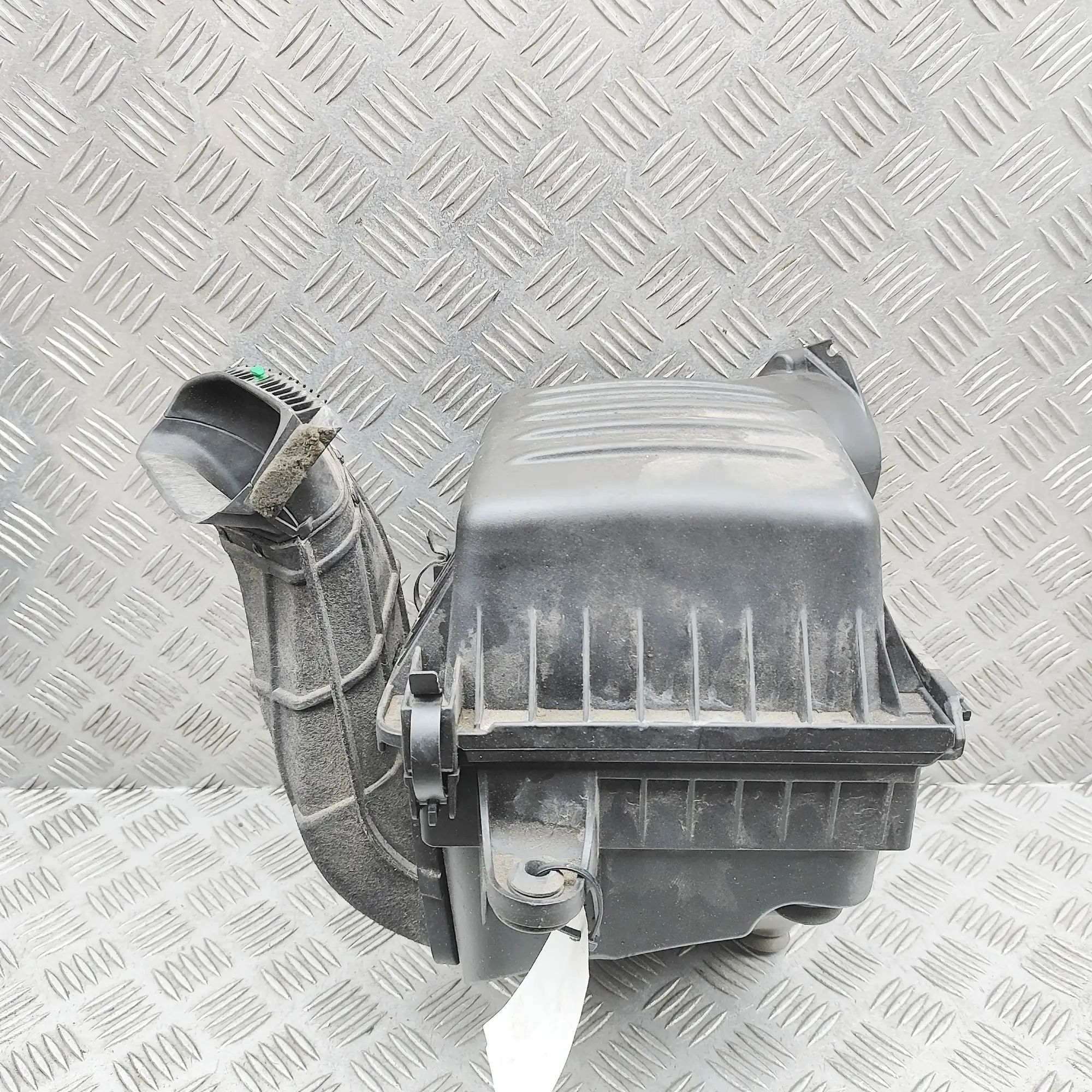 Jeep Grand Cherokee (WK) Air filter box  Air Filter Box — JEEP GRAND CHEROKEE (IV WK, WK...