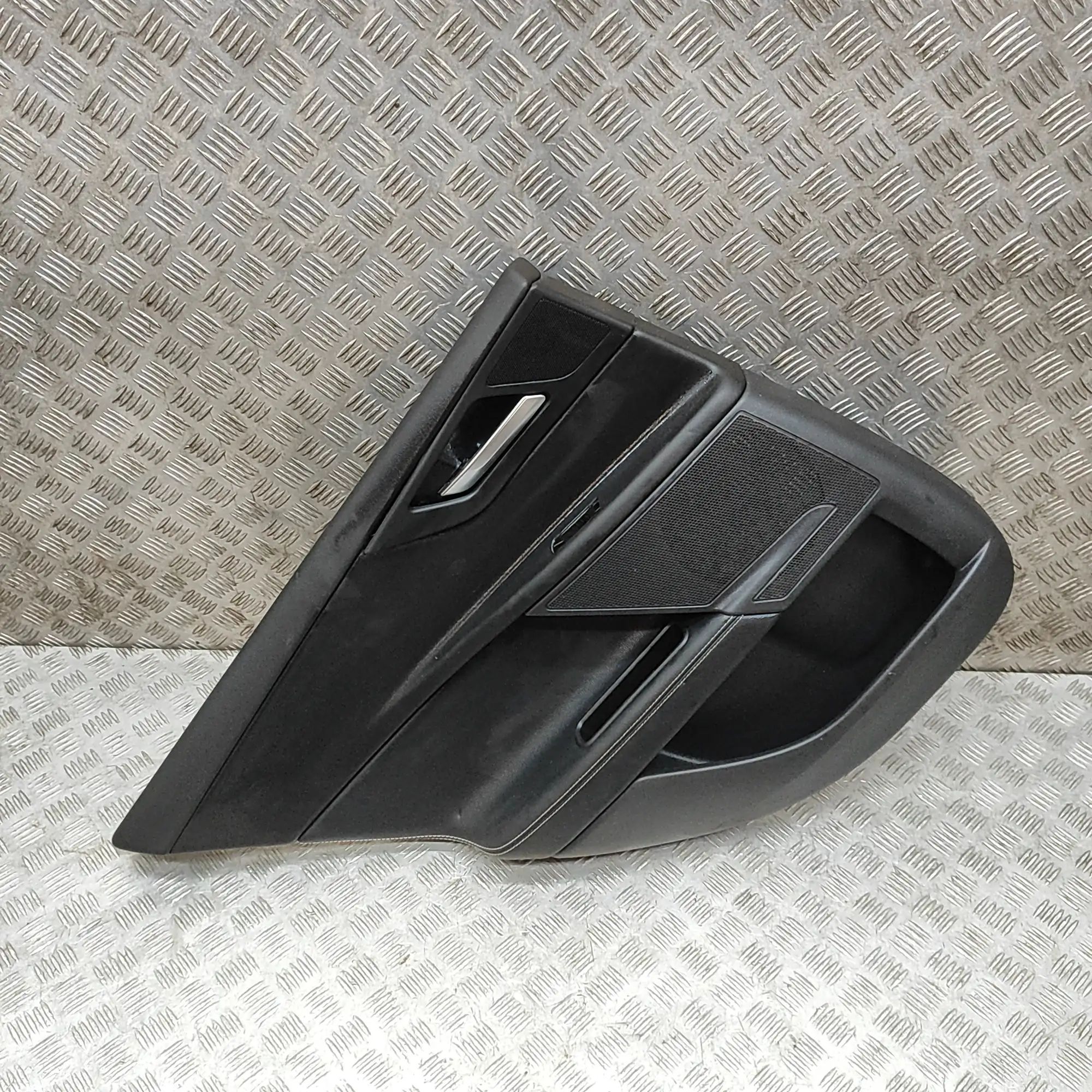 Jaguar XE Rear Left Door Panel Rear Left Door Panel — JAGUAR XE (X760) (2015-....