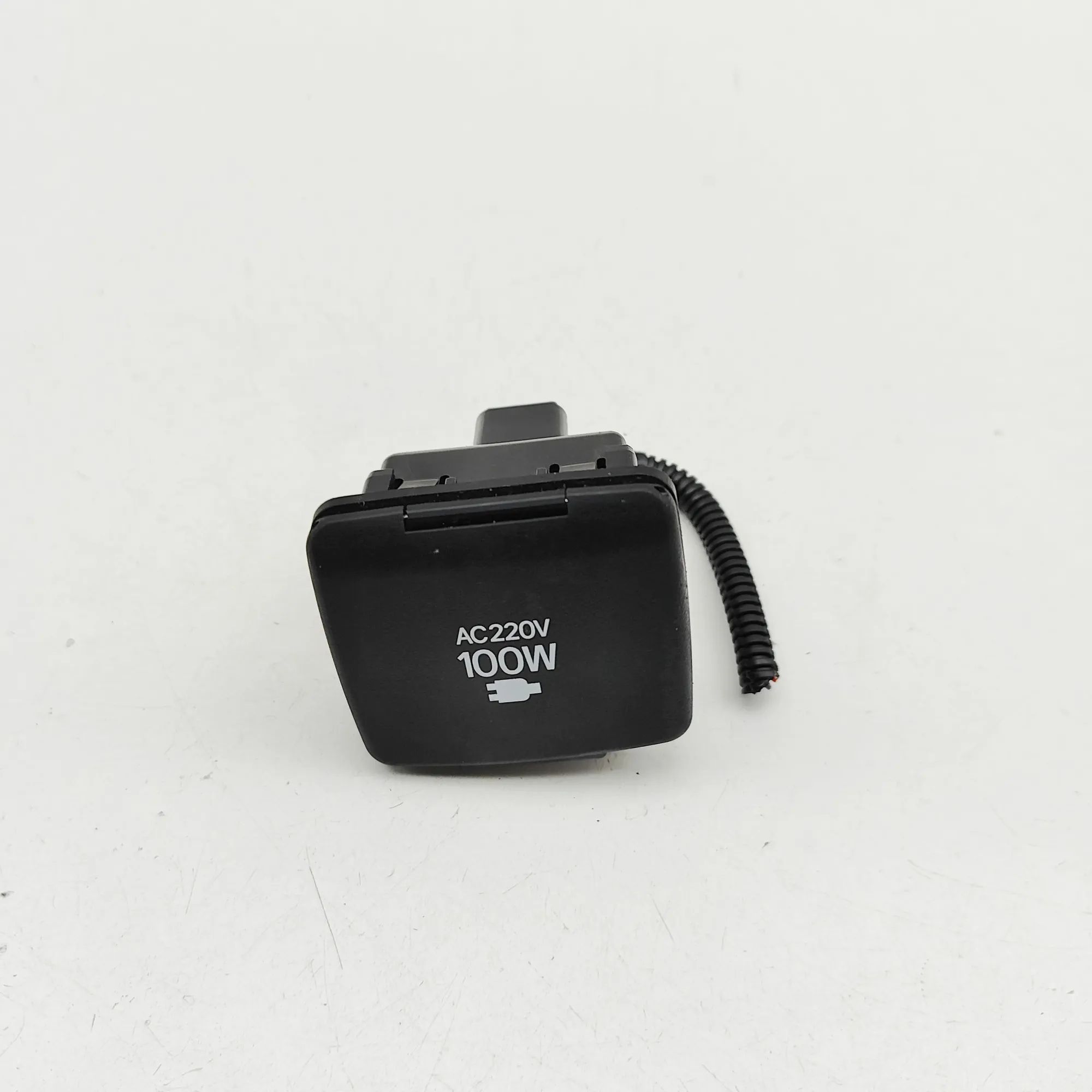 Toyota Land Cruiser 150 12 V socket 12 V socket — TOYOTA LAND CRUISER (_J15_) (2009...