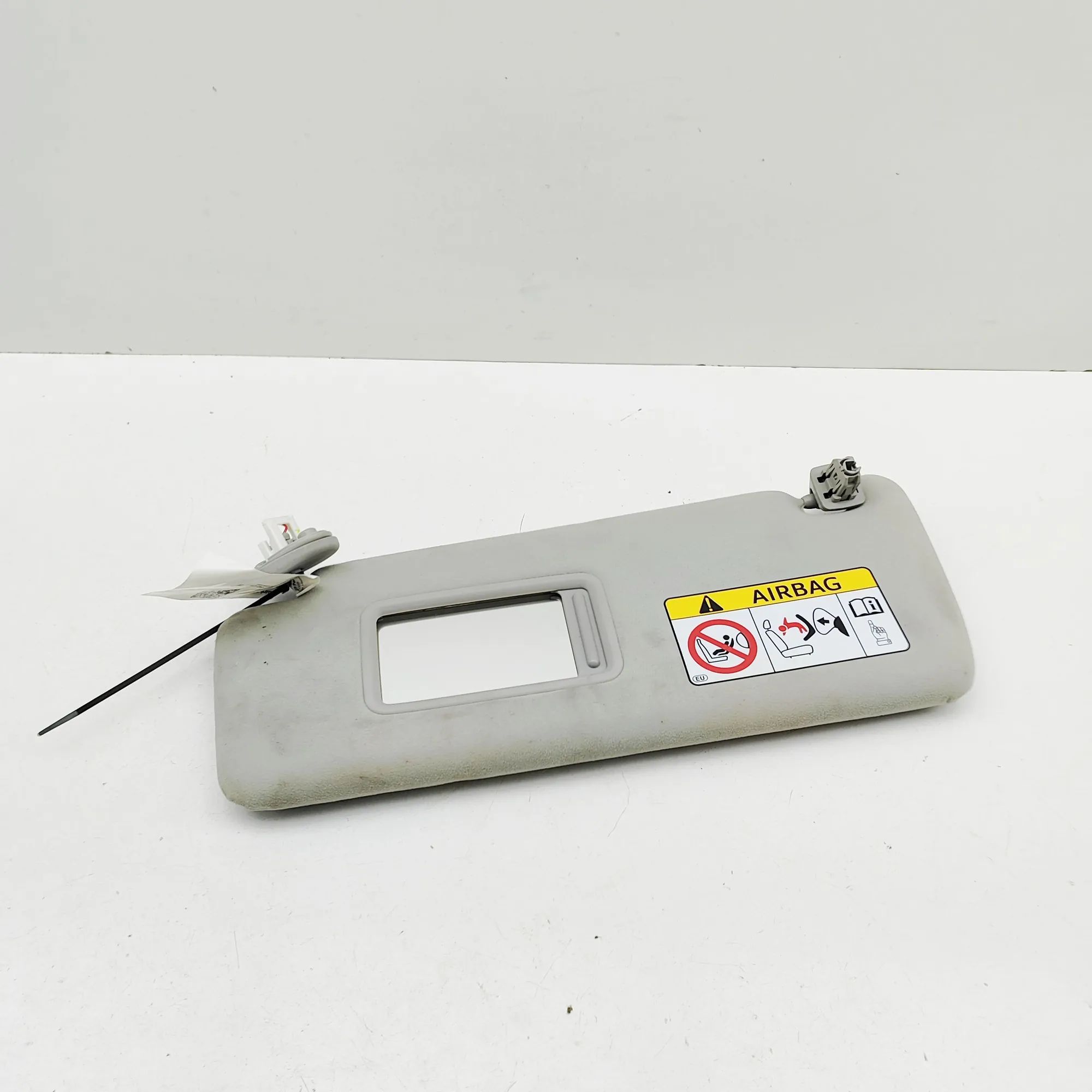 Toyota Land Cruiser 150 Left Side Sun Visor Left Side Sun Visor — TOYOTA LAND CRUISER (_J15...