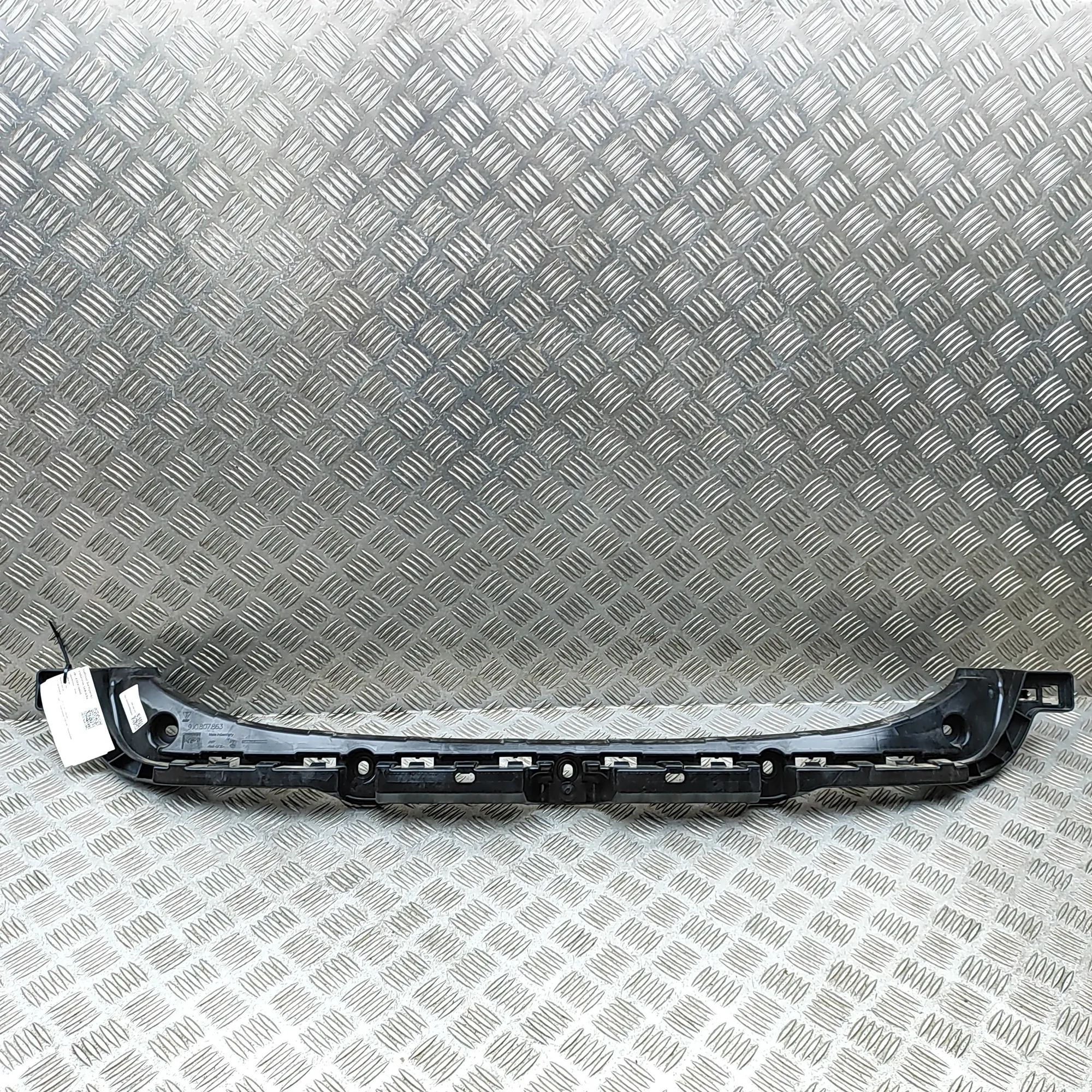 Porsche Taycan Rear Bumper Middle Bracket