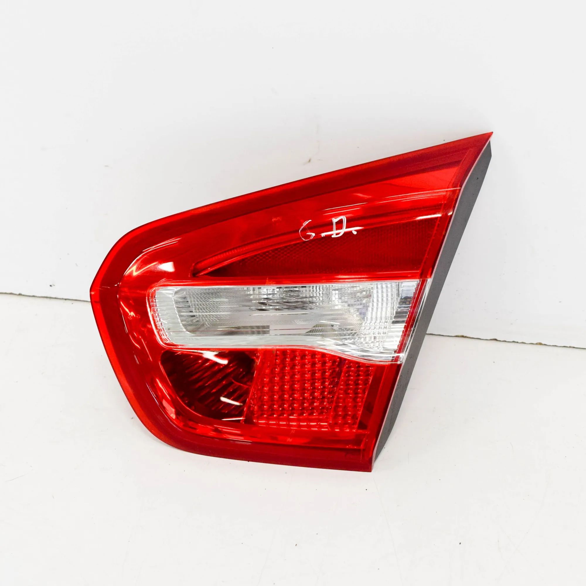 Mercedes-Benz GLA (X156) Right Side Tailgate Tail Light Right Side Tailgate Tail Light — MERCEDES BENZ ...
