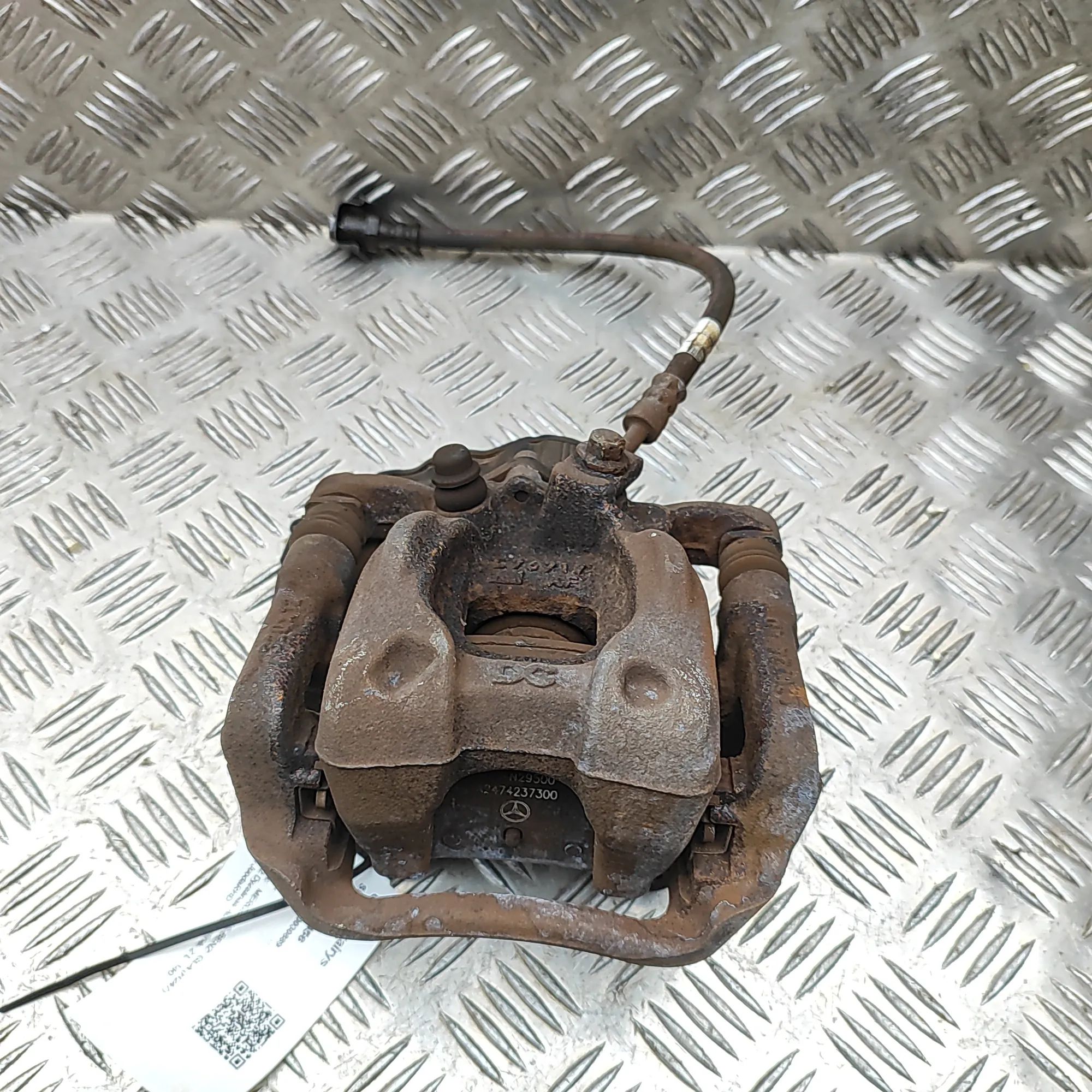 Mercedes-Benz GLA / EQA (H247) Brake caliper — rear left Brake caliper — rear left — MERCEDES BENZ GLA (...