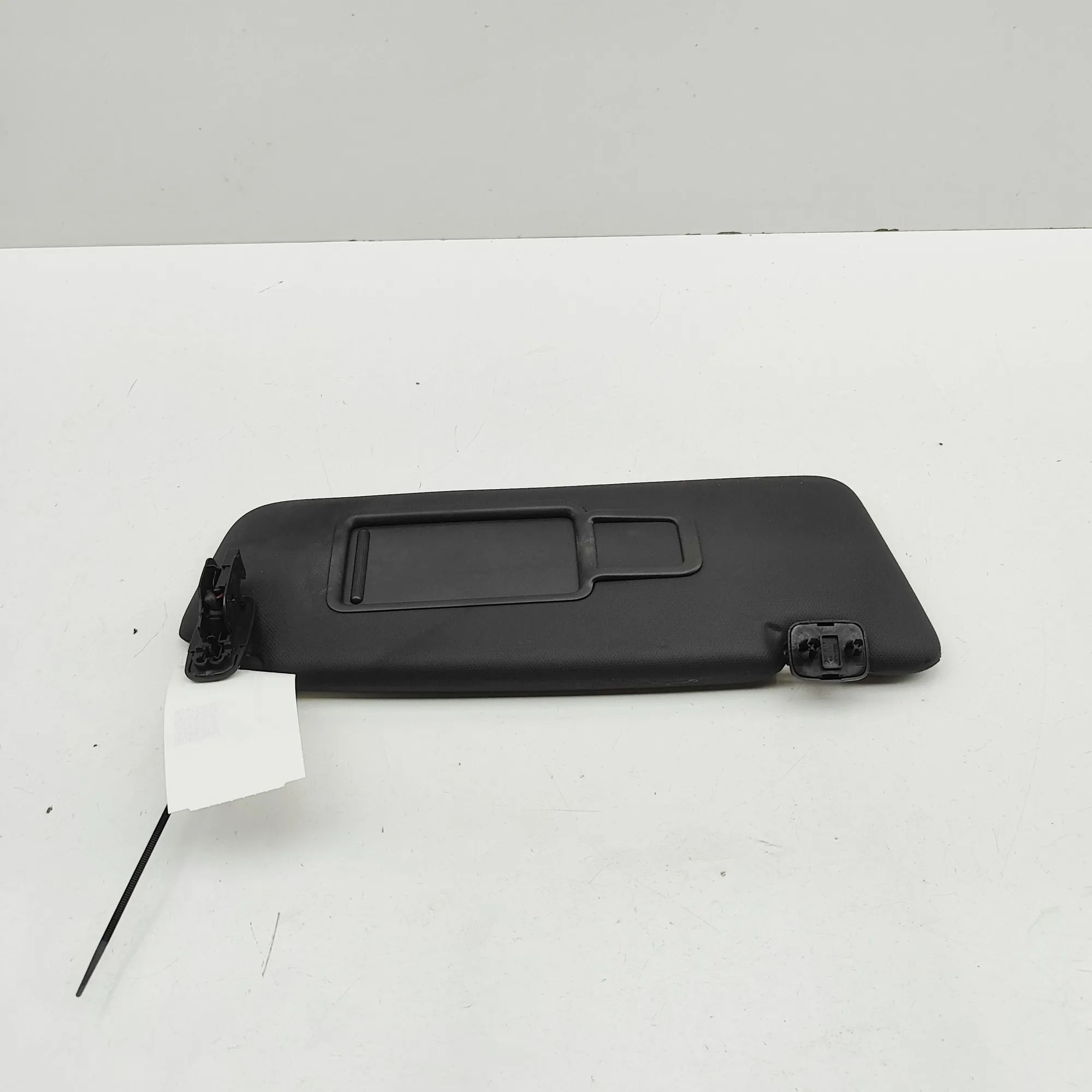 Audi Q5 (8R) Sun visor — right Sun visor — right — AUDI Q5 (8R) (2008-2017) — ...