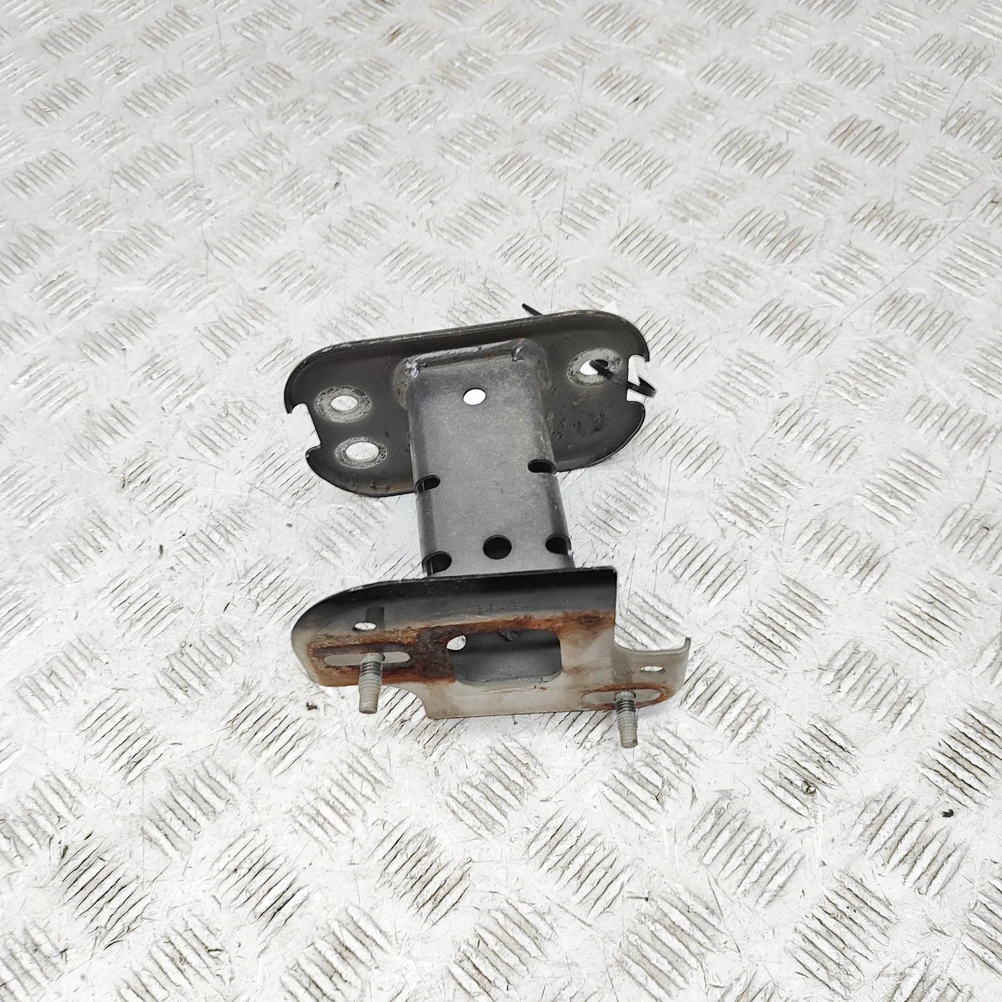 Nissan Juke Left Side Crash Absorber Left Side Crash Absorber — NISSAN JUKE (F16) (2...