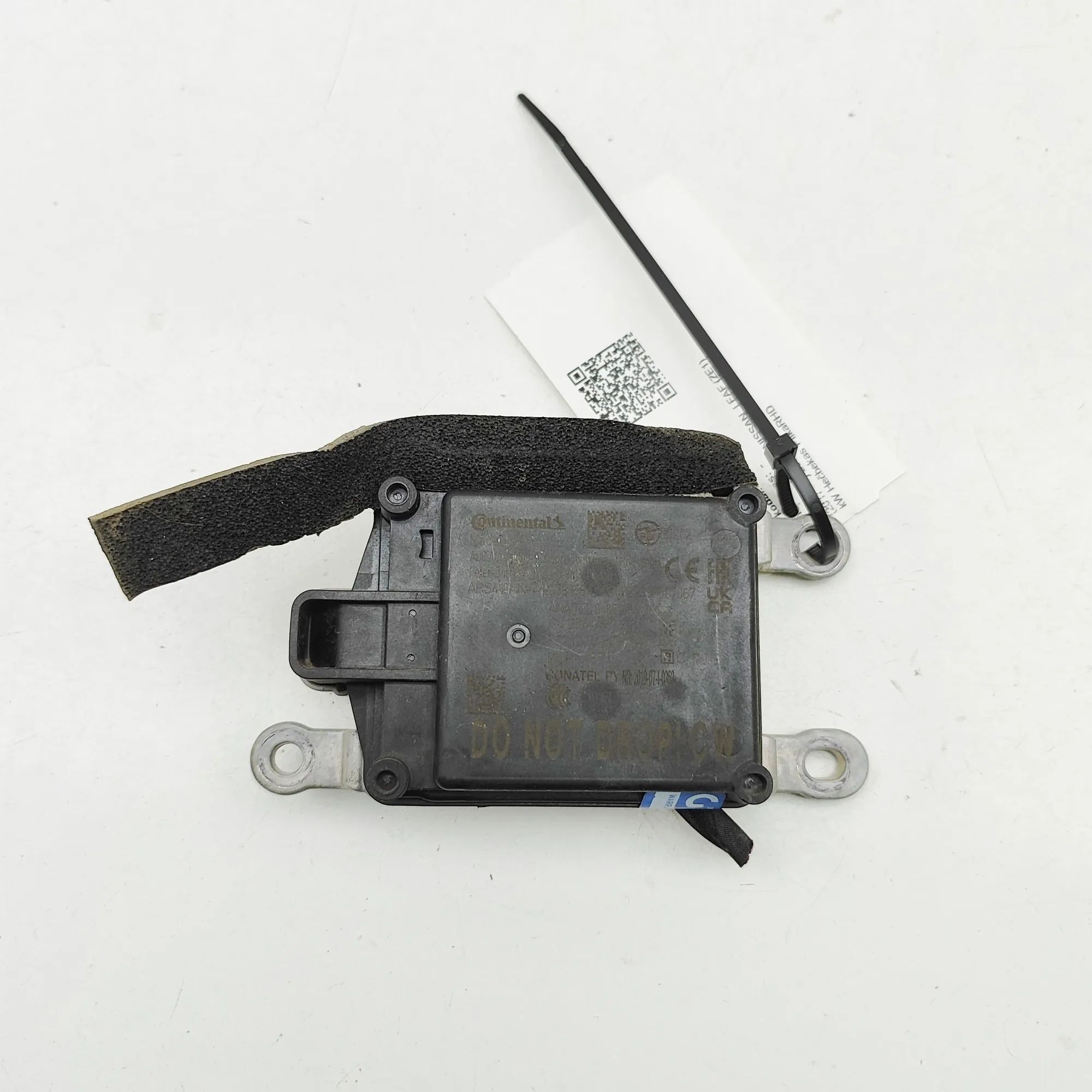 Nissan Leaf Distance Radar Sensor Distance Radar Sensor — NISSAN LEAF (ZE1) (2017...