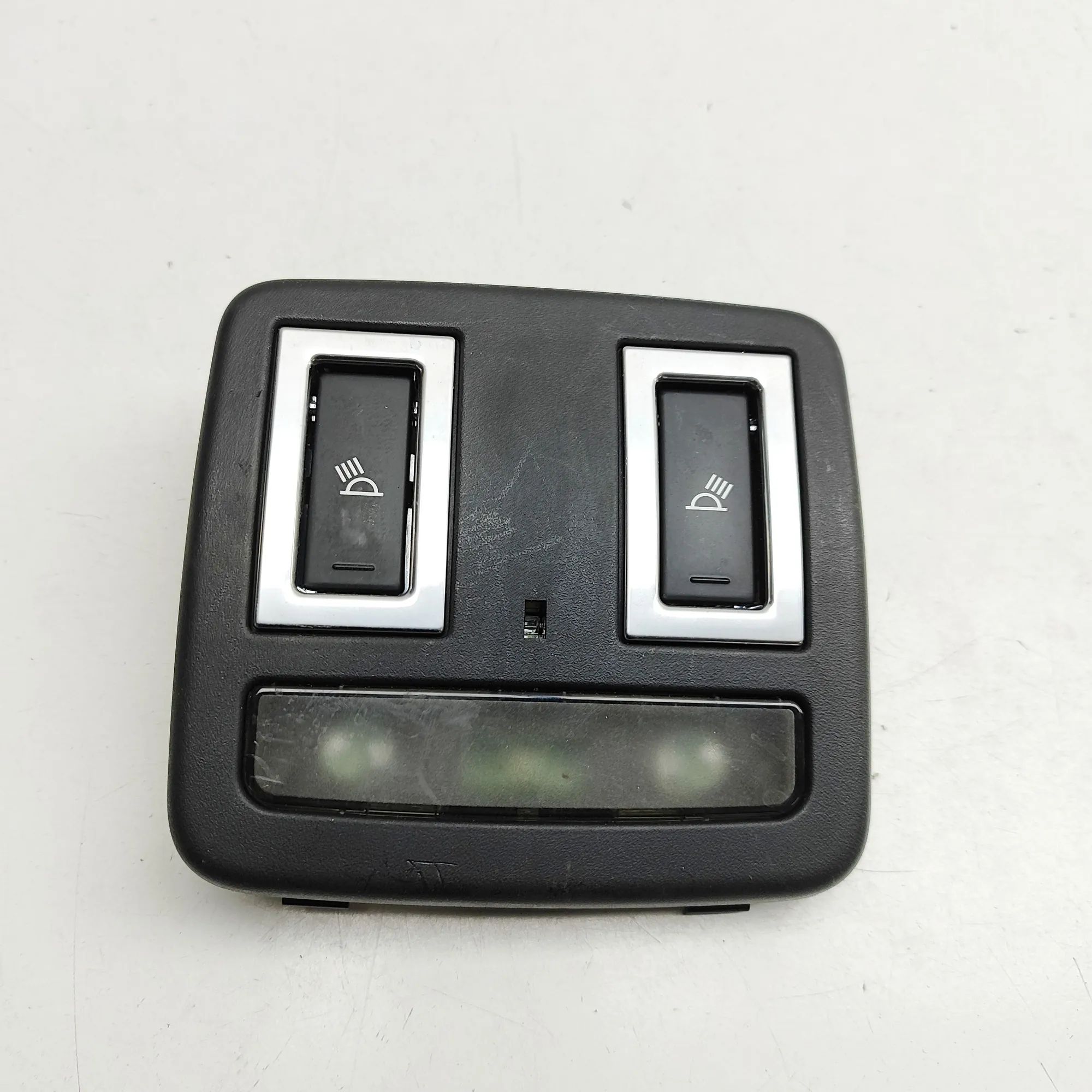 Land Rover Discovery Interior light Interior light — LAND ROVER DISCOVERY (V L462) ...