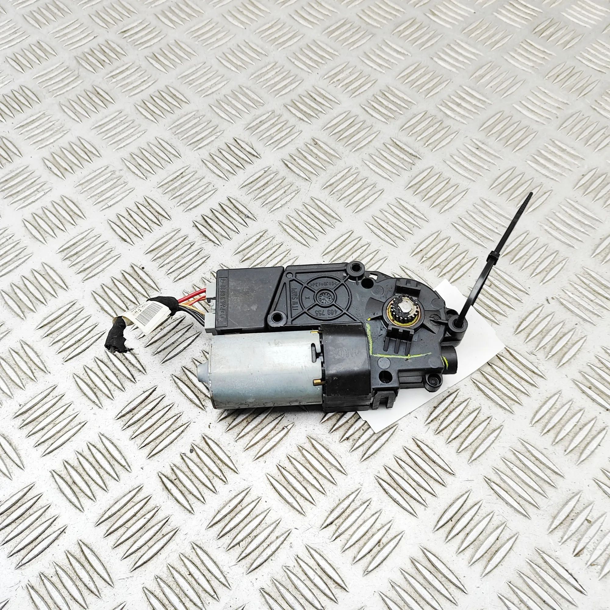 Jeep Grand Cherokee (WK) Sunroof Motor Sunroof Motor — JEEP GRAND CHEROKEE (IV WK, WK2...
