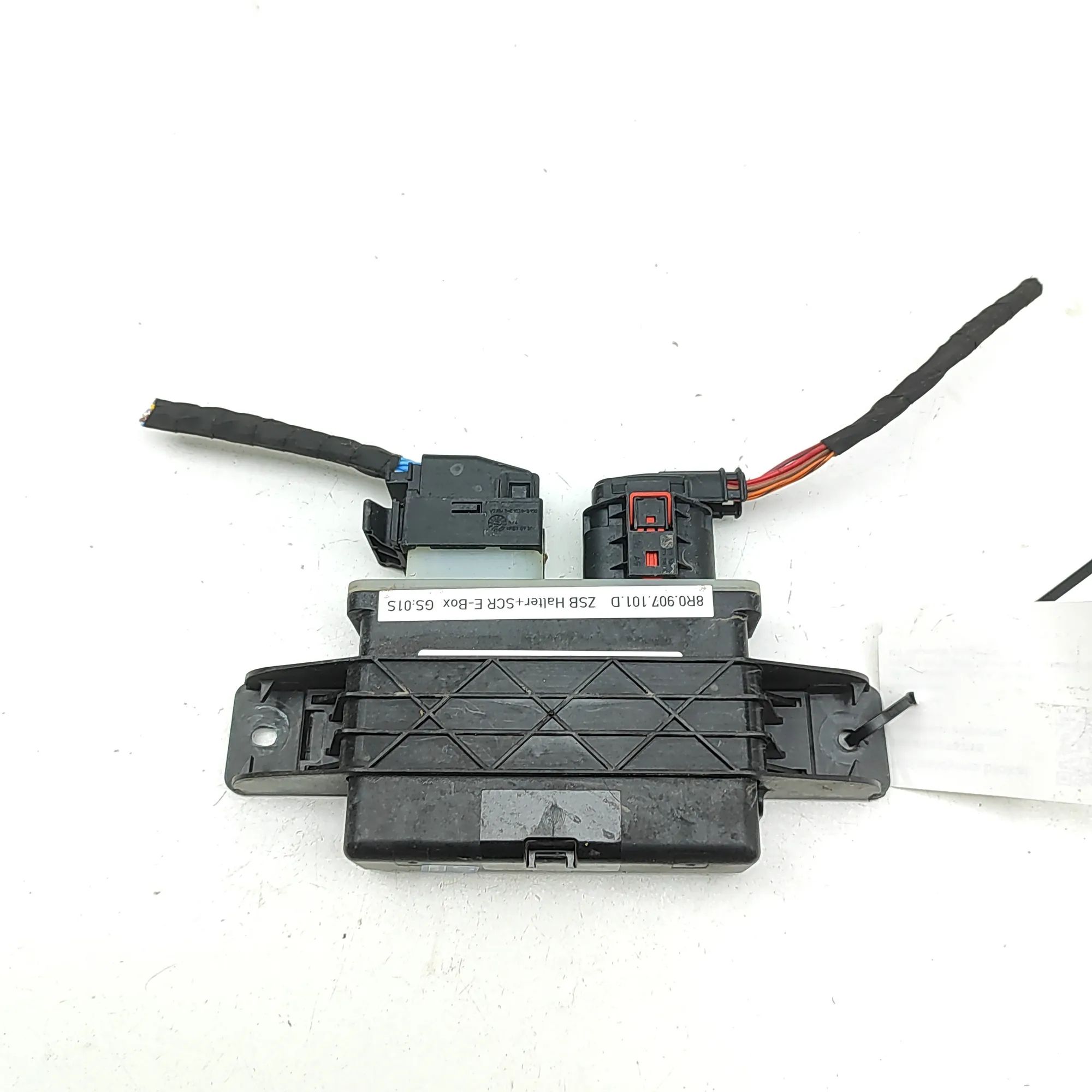 Audi Q5 (8R) AdBlue control unit AdBlue control unit — AUDI Q5 (8R) (2008-2017) ...