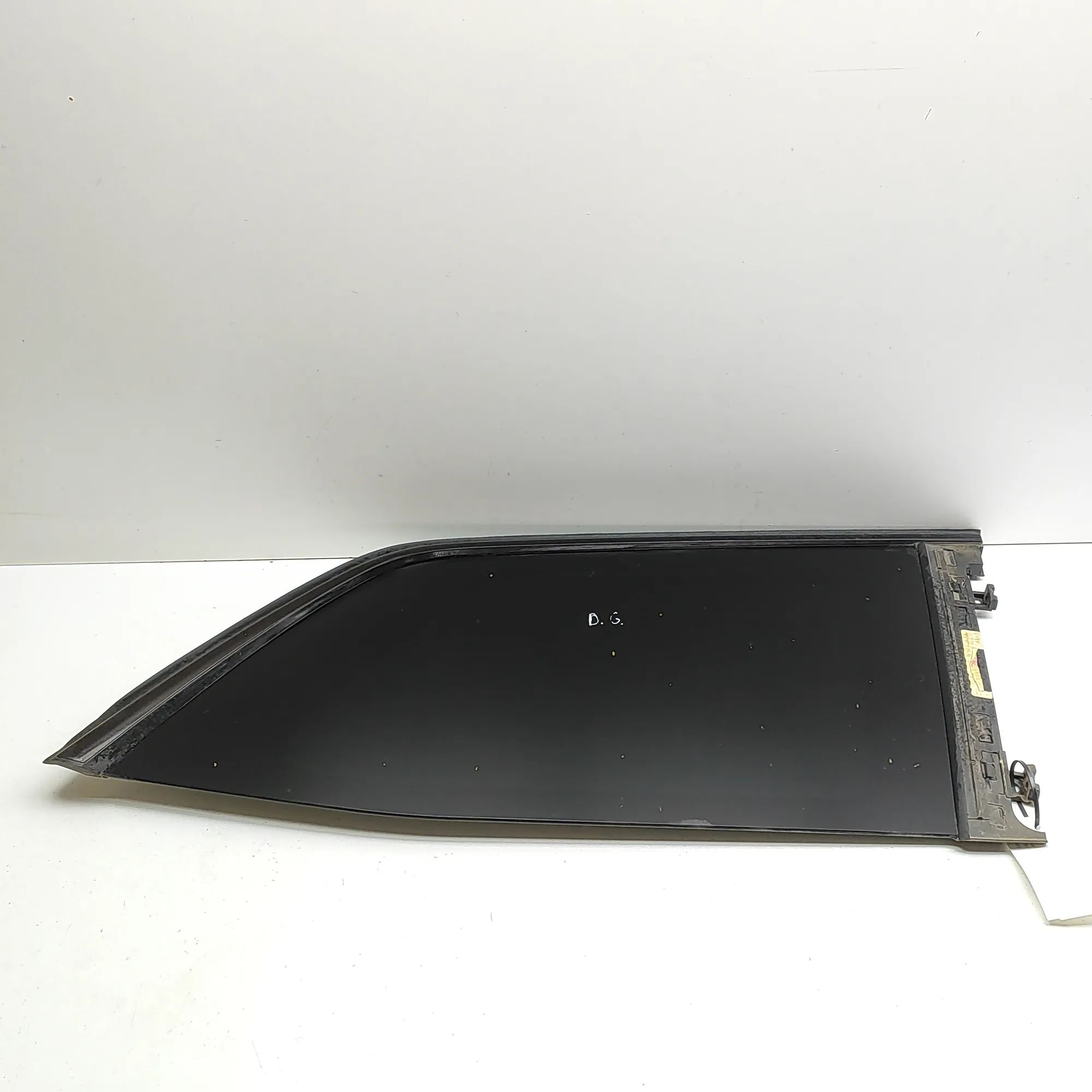 Mercedes-Benz GL / GLS (X166) Rear Right Quarter Window Rear Right Quarter Window — MERCEDES BENZ GLS (...