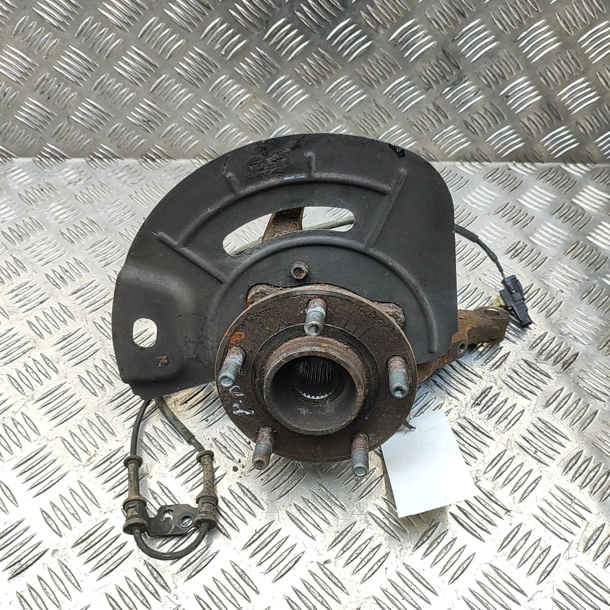 Hyundai i40 Front Right Wheel Hub Front Right Wheel Hub — HYUNDAI I40 (VF) (2012-...