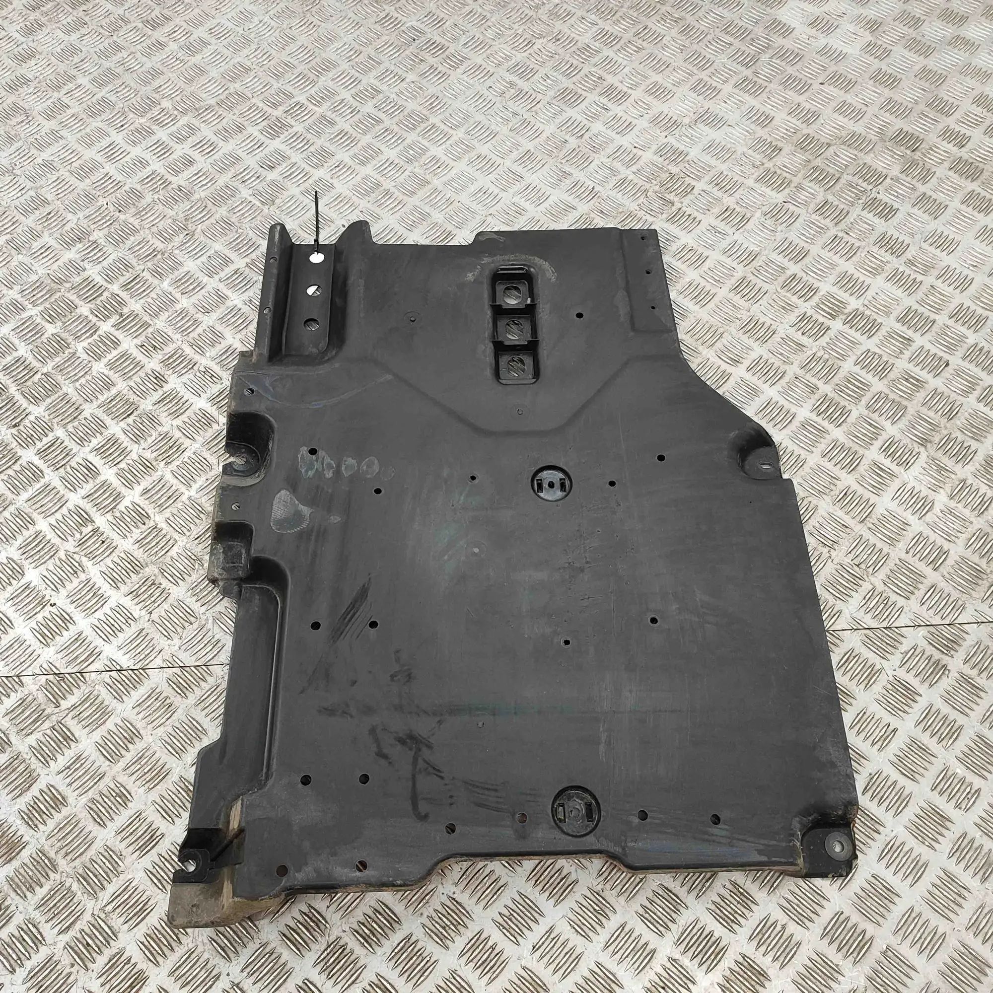 Peugeot 508 Underbody cover — rear right Underbody cover — rear right — PEUGEOT 508 (II)...