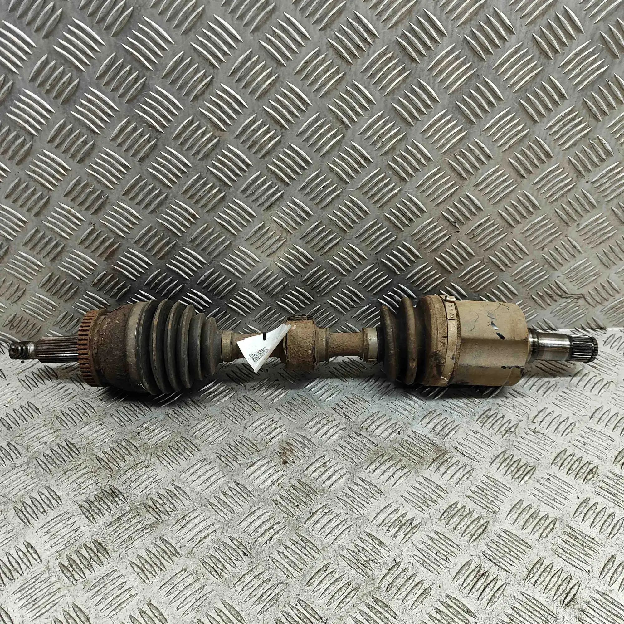 Hyundai Santa Fe Front Left Driveshaft Front Left Driveshaft — HYUNDAI SANTA (FÉ II CM...