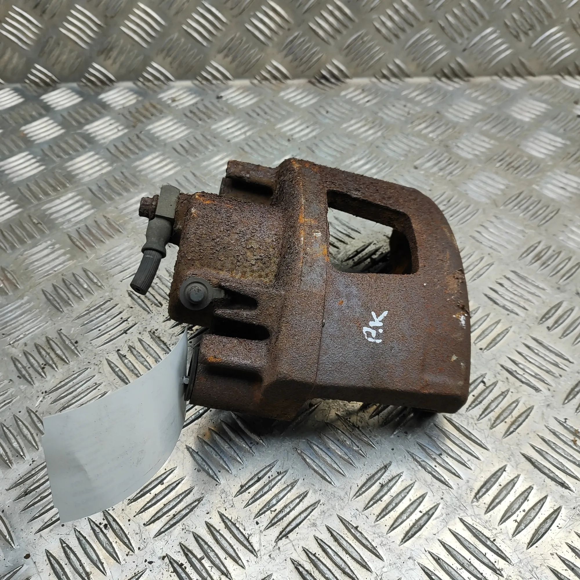 Chevrolet Camaro Brake caliper — front left Brake caliper — front left — CHEVROLET CAMARO (...
