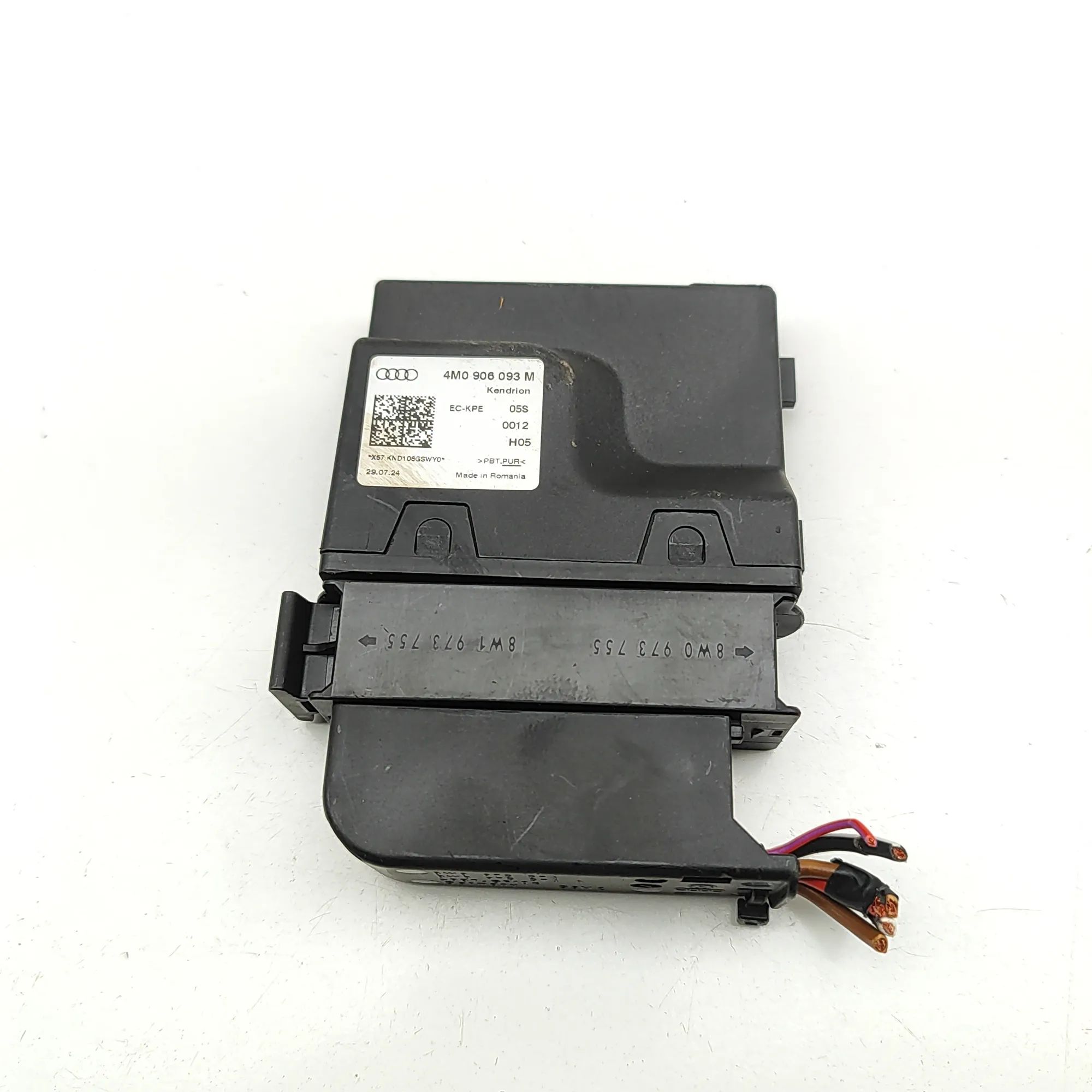 Porsche Cayenne Fuel Pump Control Unit Fuel Pump Control Unit — PORSCHE CAYENNE (Coupe...