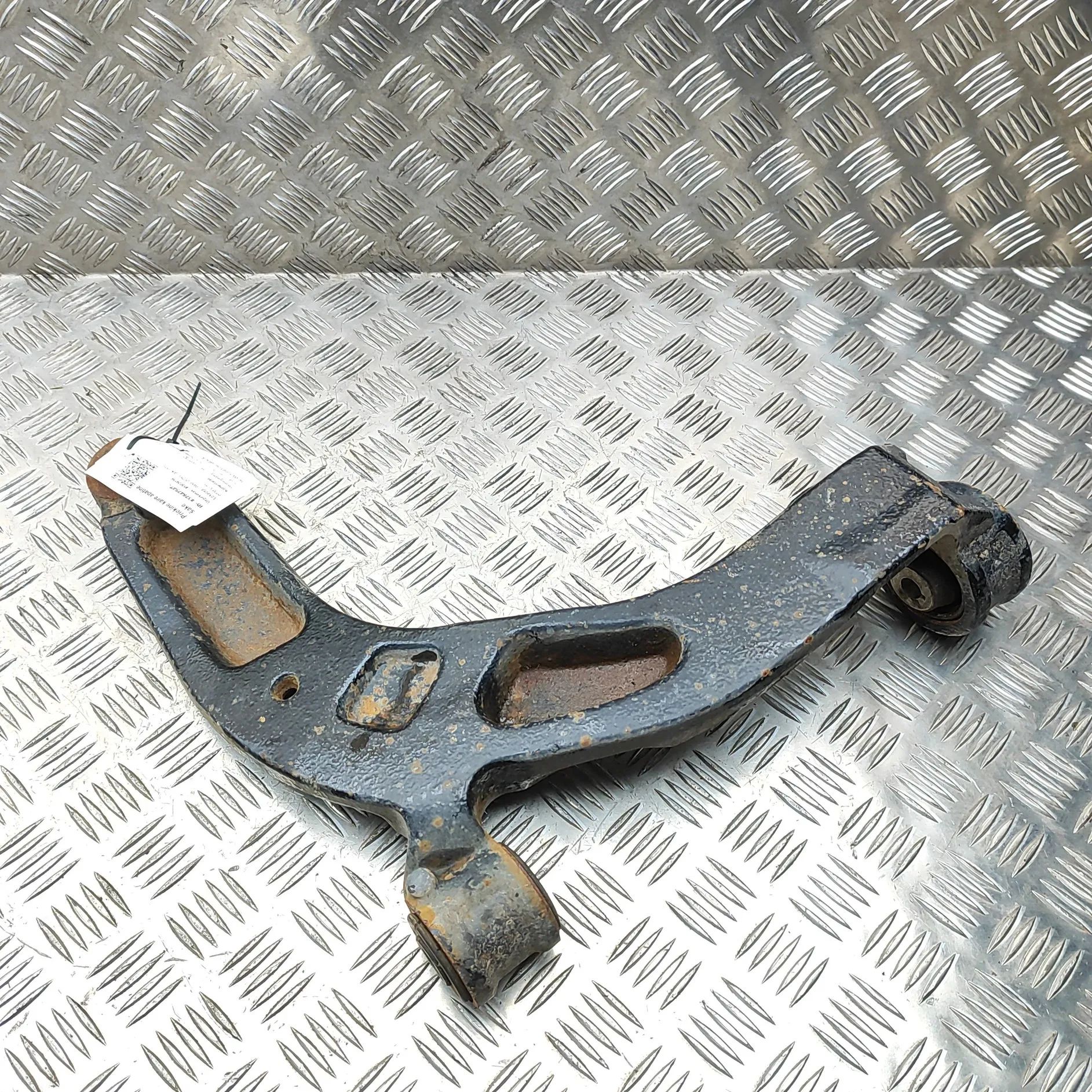 Volkswagen Transporter (T6, Caravelle, Multivan) Front Left Lower Control Arm Front Left Lower Control Arm — VW TRANSPORTER (...
