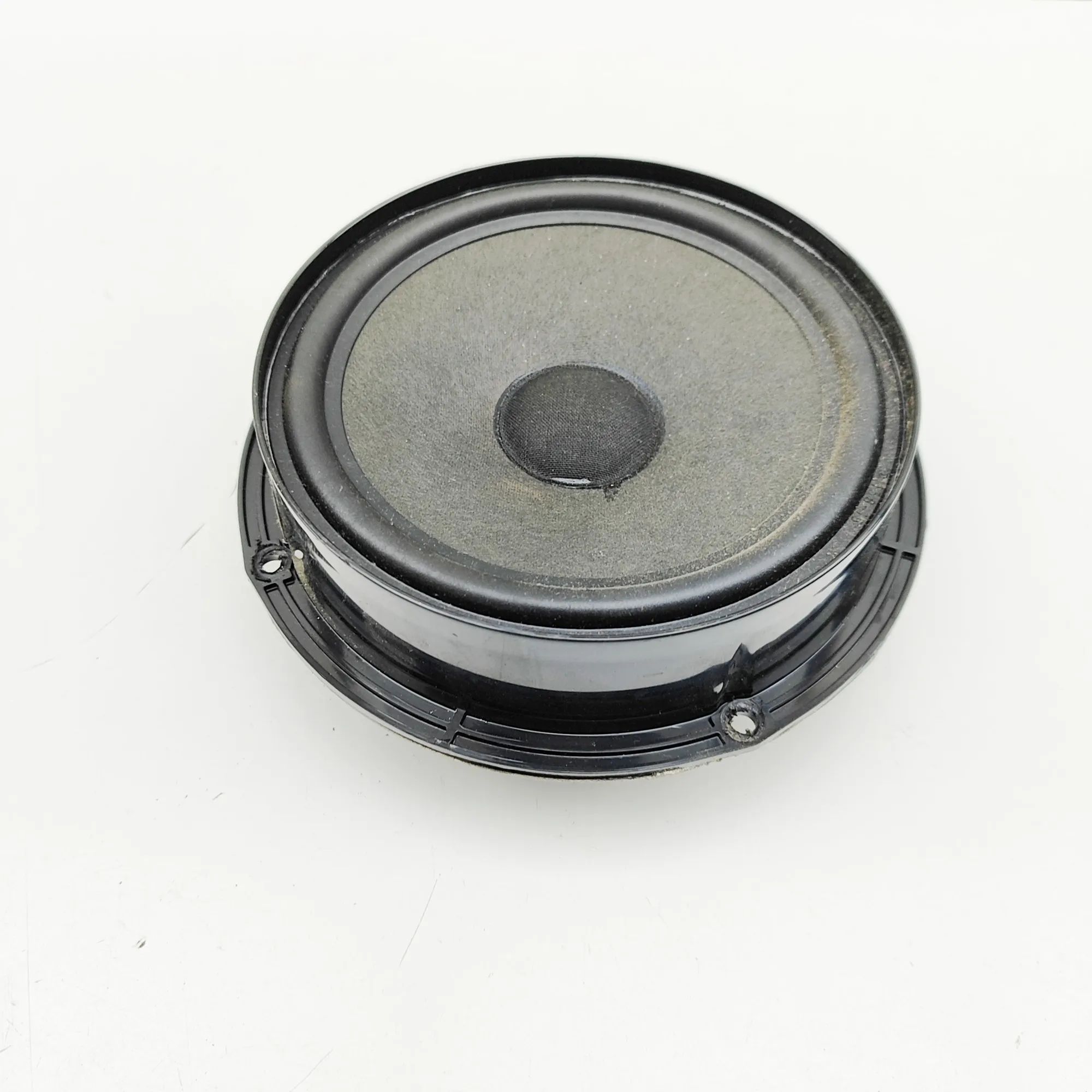 Volkswagen Transporter (T6, Caravelle, Multivan) Front Left Door Speaker Front Left Door Speaker — VW TRANSPORTER (VI T6...
