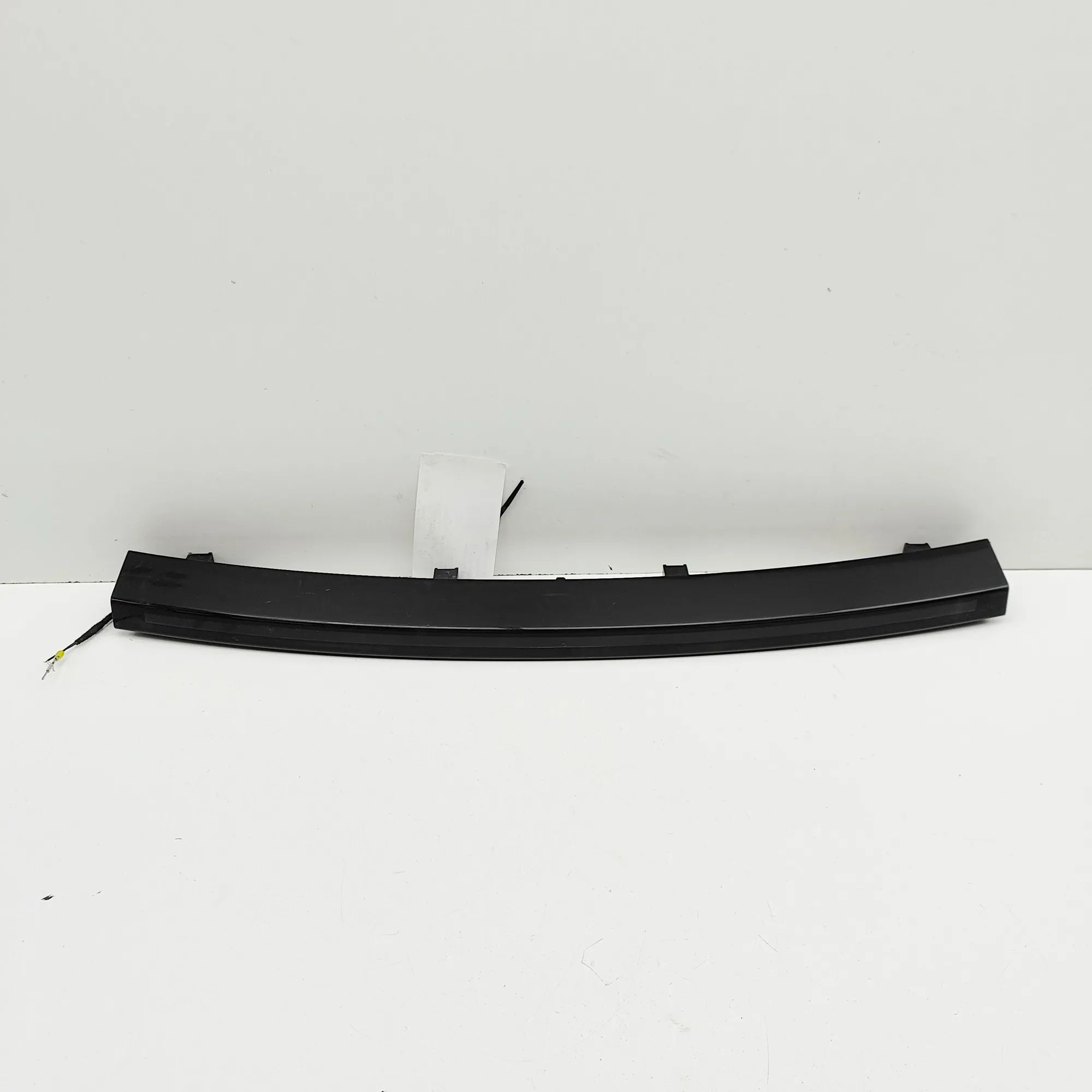 Land Rover Discovery Rear Third Brake Stop Light Rear Third Brake Stop Light — LAND ROVER DISCOV...