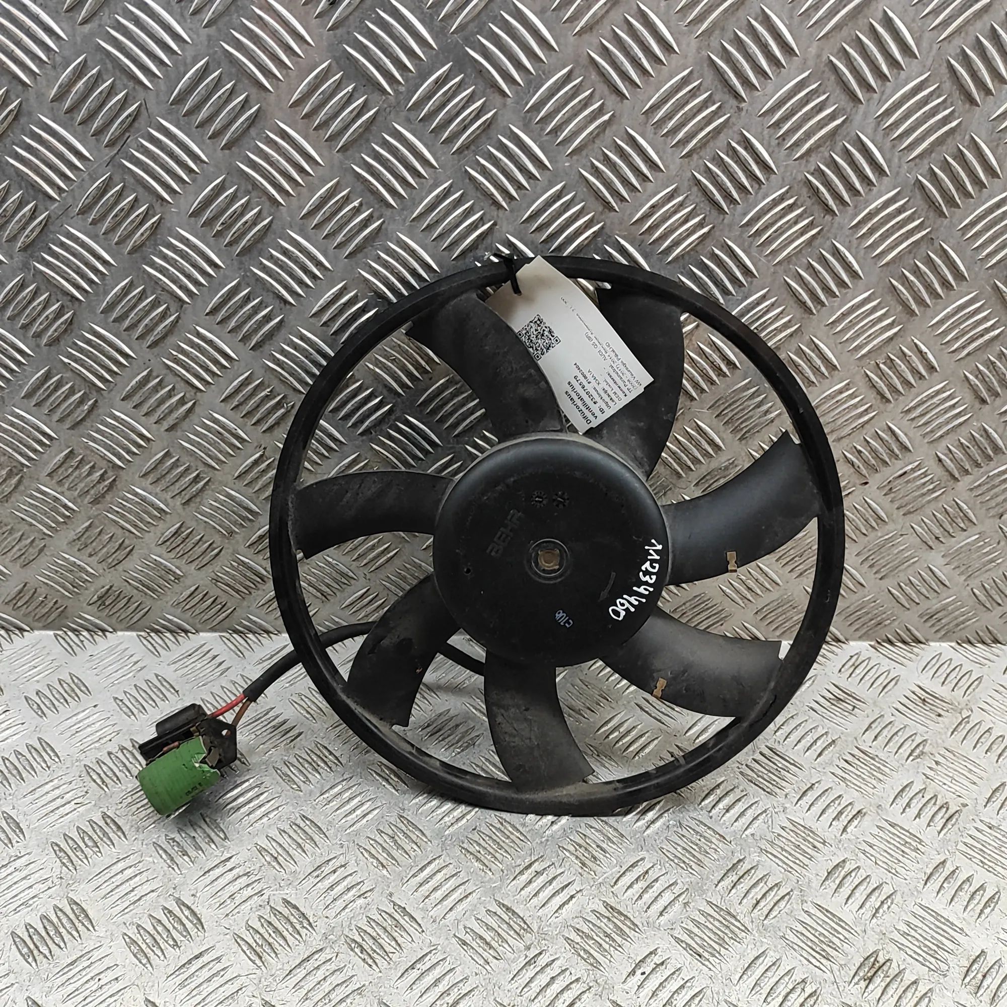 Audi Q5 (8R) Engine Cooling Fan Engine Cooling Fan — AUDI Q5 (8R) (2008-2017) —...