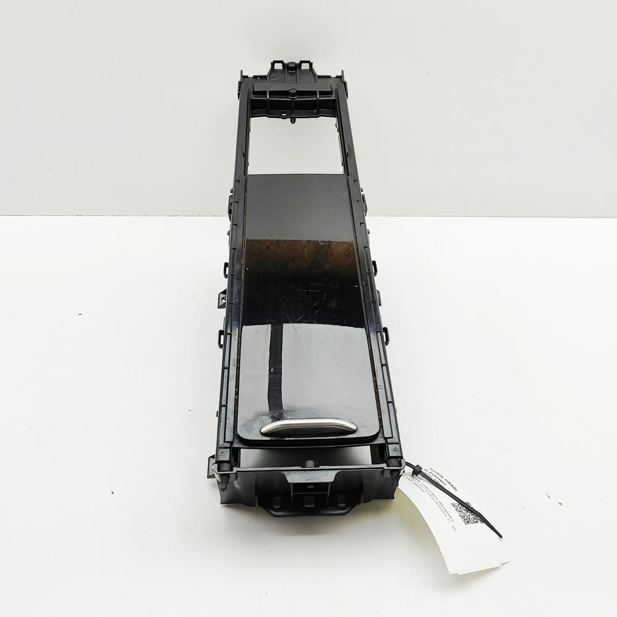 Land Rover Discovery Держатель стаканов Cup holder — LAND ROVER DISCOVERY (V L462) (201...