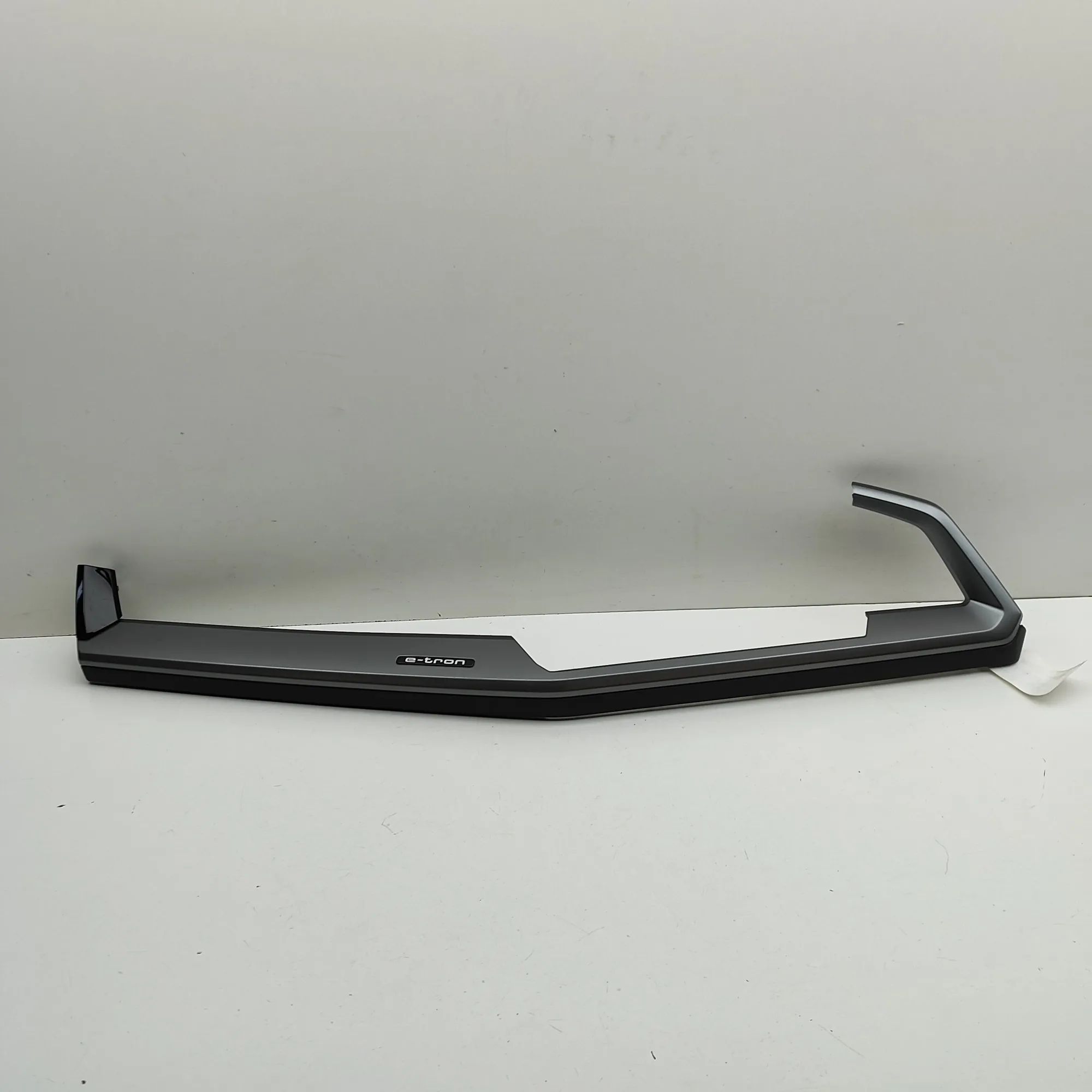 Audi Q4 e-tron Dashboard Trim Dashboard trim — AUDI Q4 (SUV F4B) (2020-...) —...