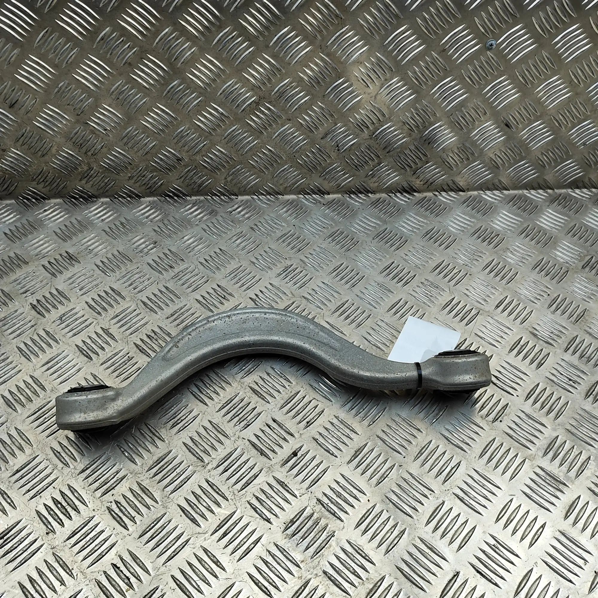 Porsche Taycan Control arm — rear left