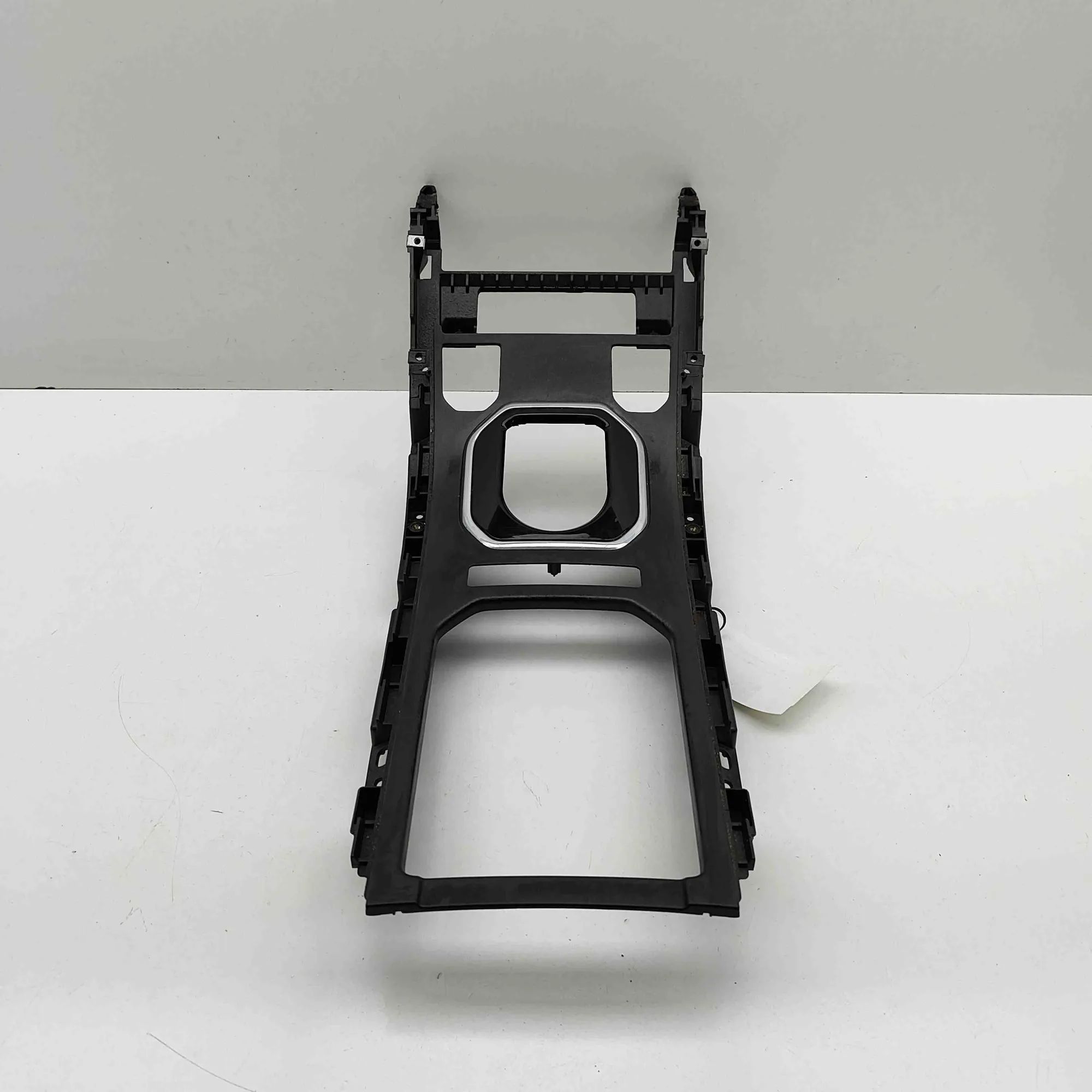 Land Rover Range Rover Evoque Centre console trim Centre console trim — LAND ROVER RANGE ROVER EV...