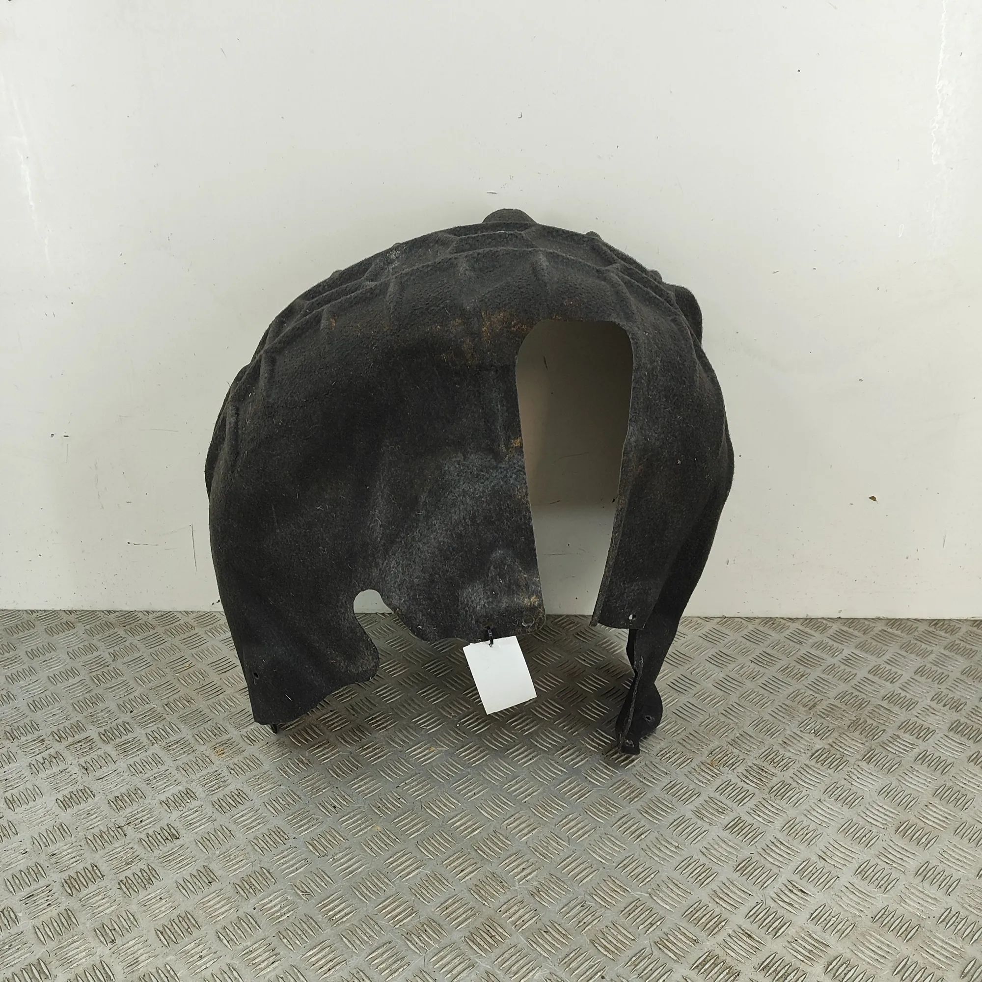 Audi Q3 (F3) Rear Right Arch Liner Rear Right Arch Liner — AUDI Q3 (Sportback F3N)...