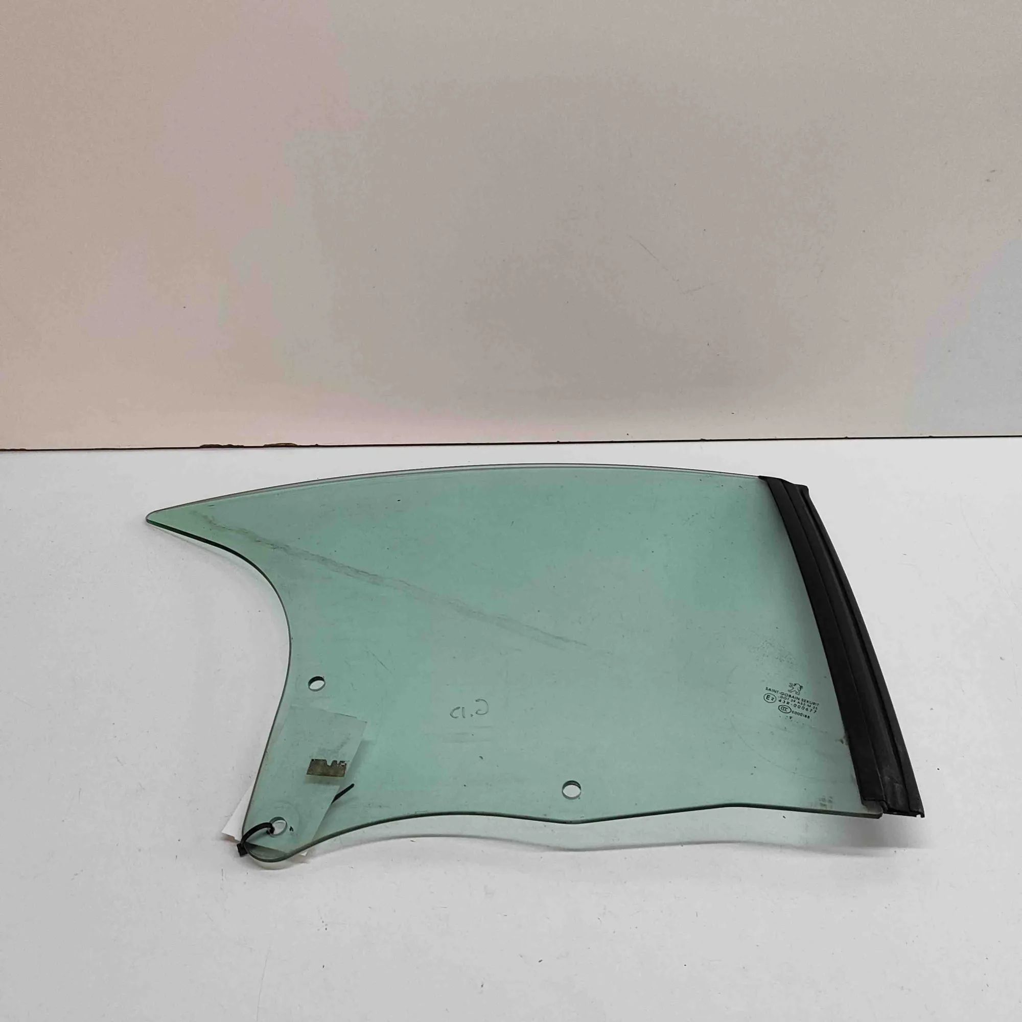 Peugeot 308 Rear Right Side Body Window Rear Right Side Body Window — PEUGEOT 308 (CC) ...