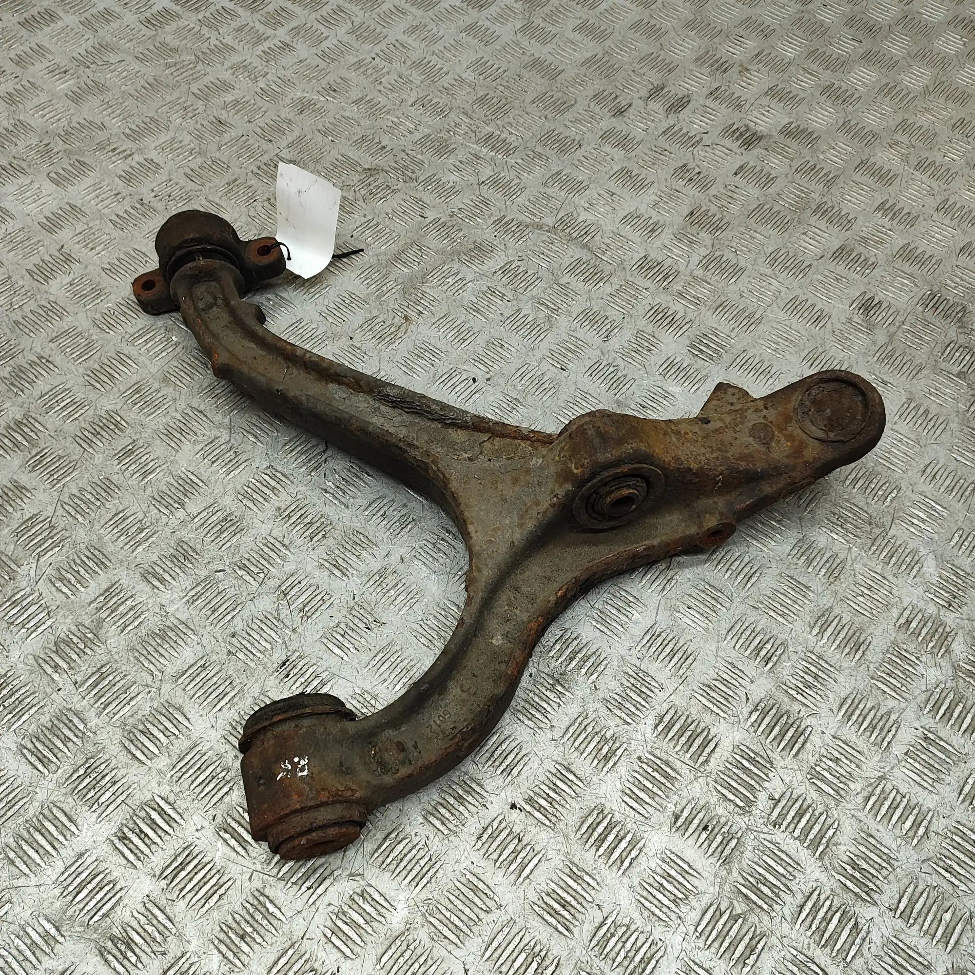 Jeep Grand Cherokee (WK) Front Left Lower Control Arm Front Left Lower Control Arm — JEEP GRAND CHERO...