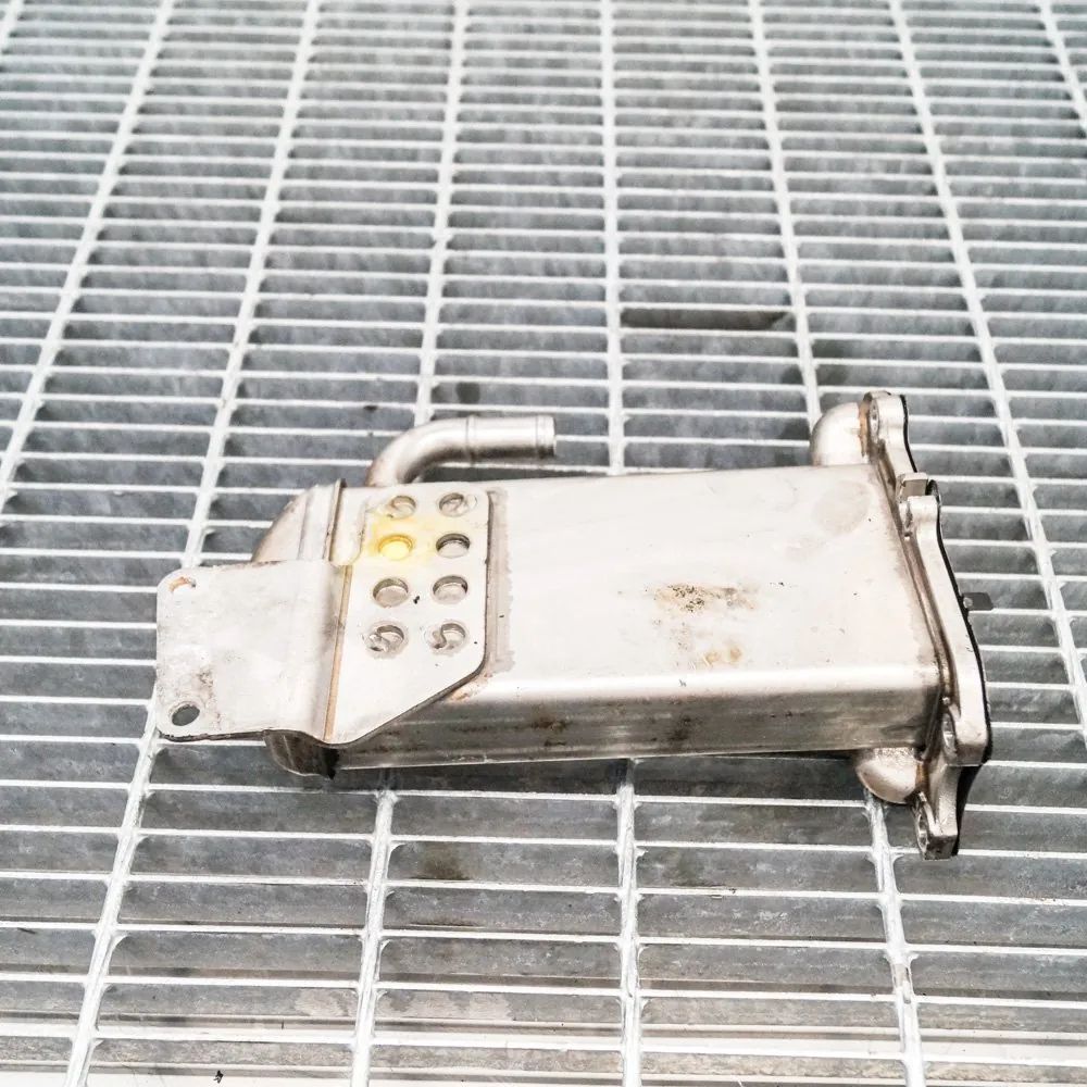 Volkswagen Transporter (T5, Caravelle, Multivan) EGR jäähtytin EGR cooler — VW TRANSPORTER (V T5 Van) (2003-20...