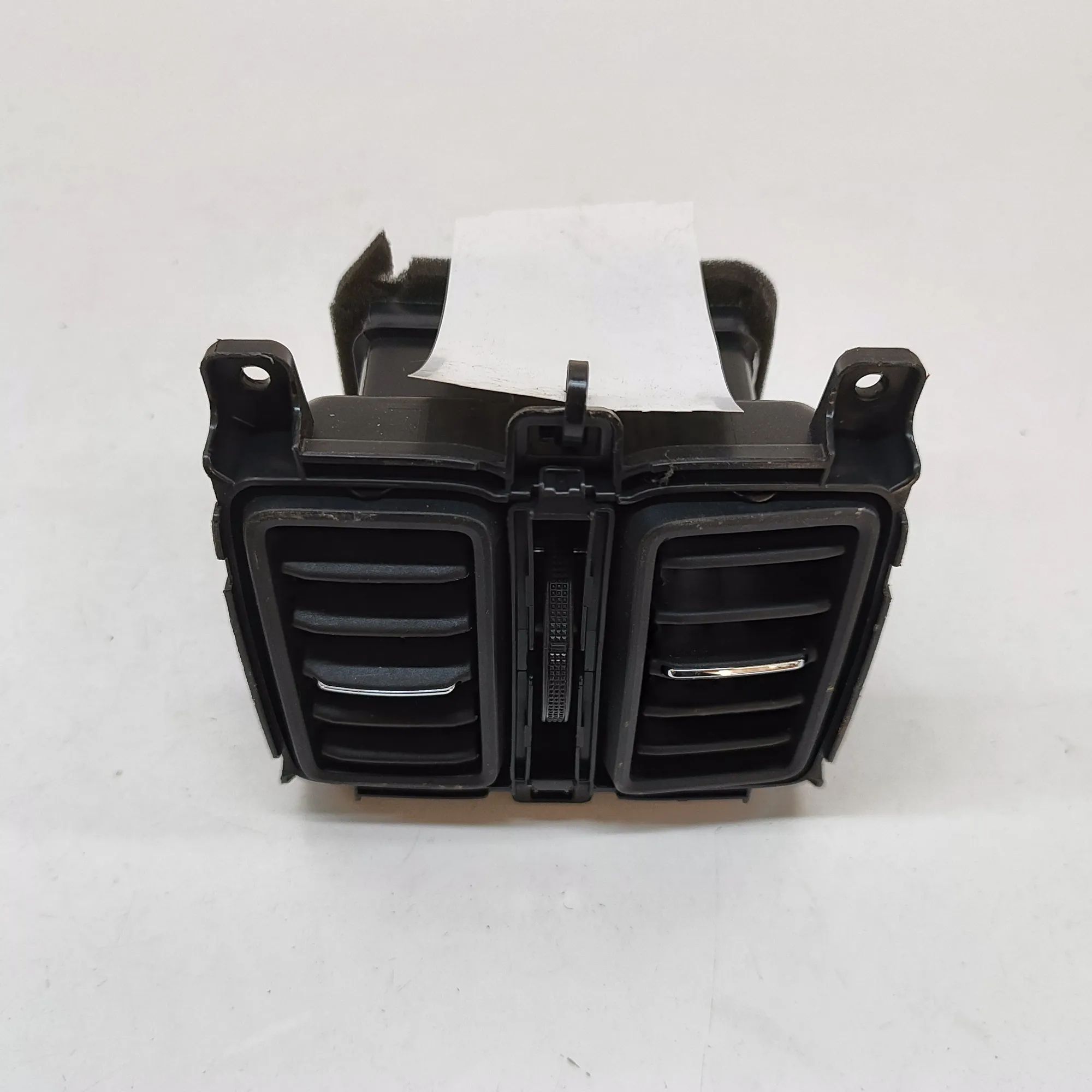 Honda HR-V / e:Ny1 Centre console air vent Centre console air vent — HONDA E:NY1 (2023-......