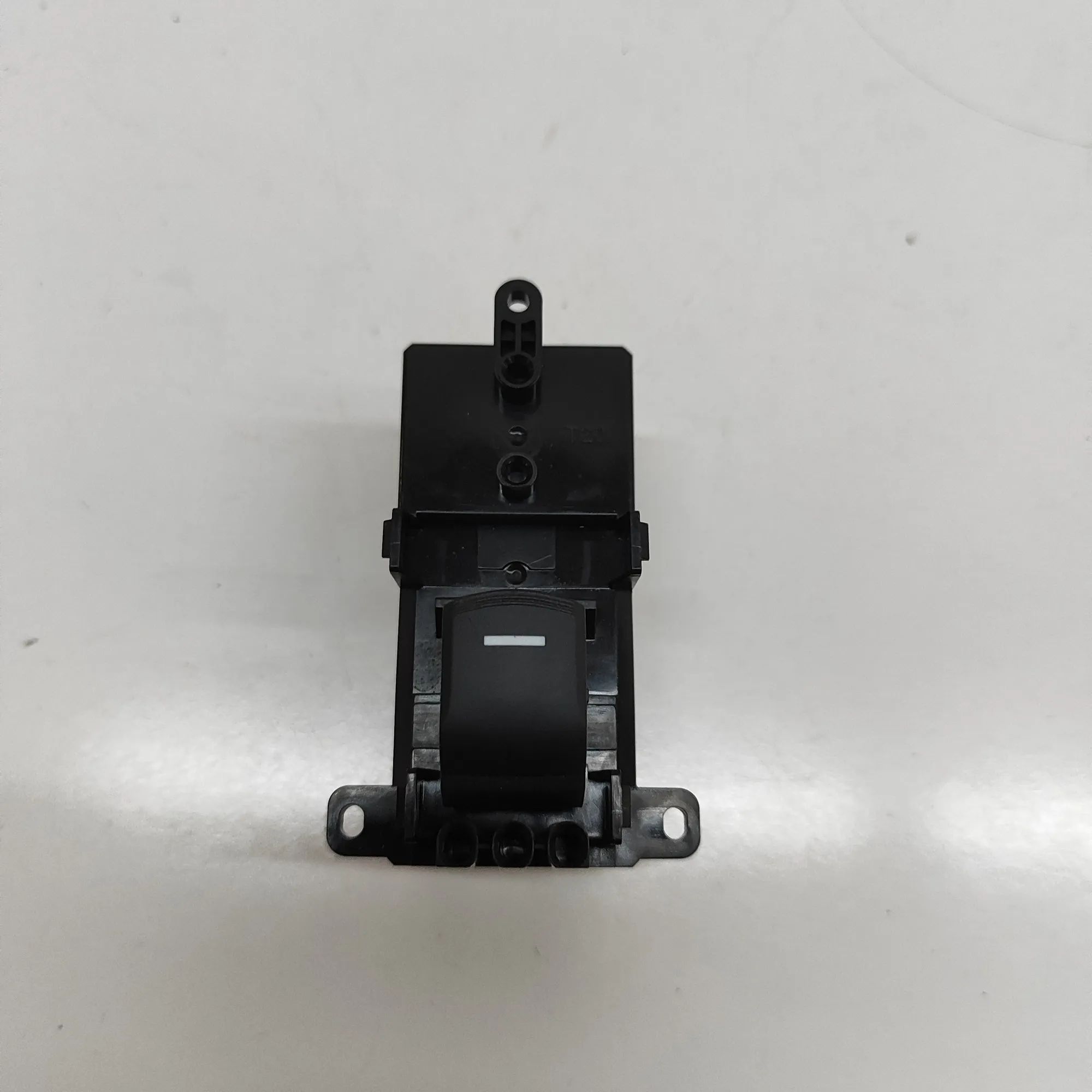 Honda HR-V / e:Ny1 Door window switch — rear right Door window switch — rear right — HONDA E:NY1 (...