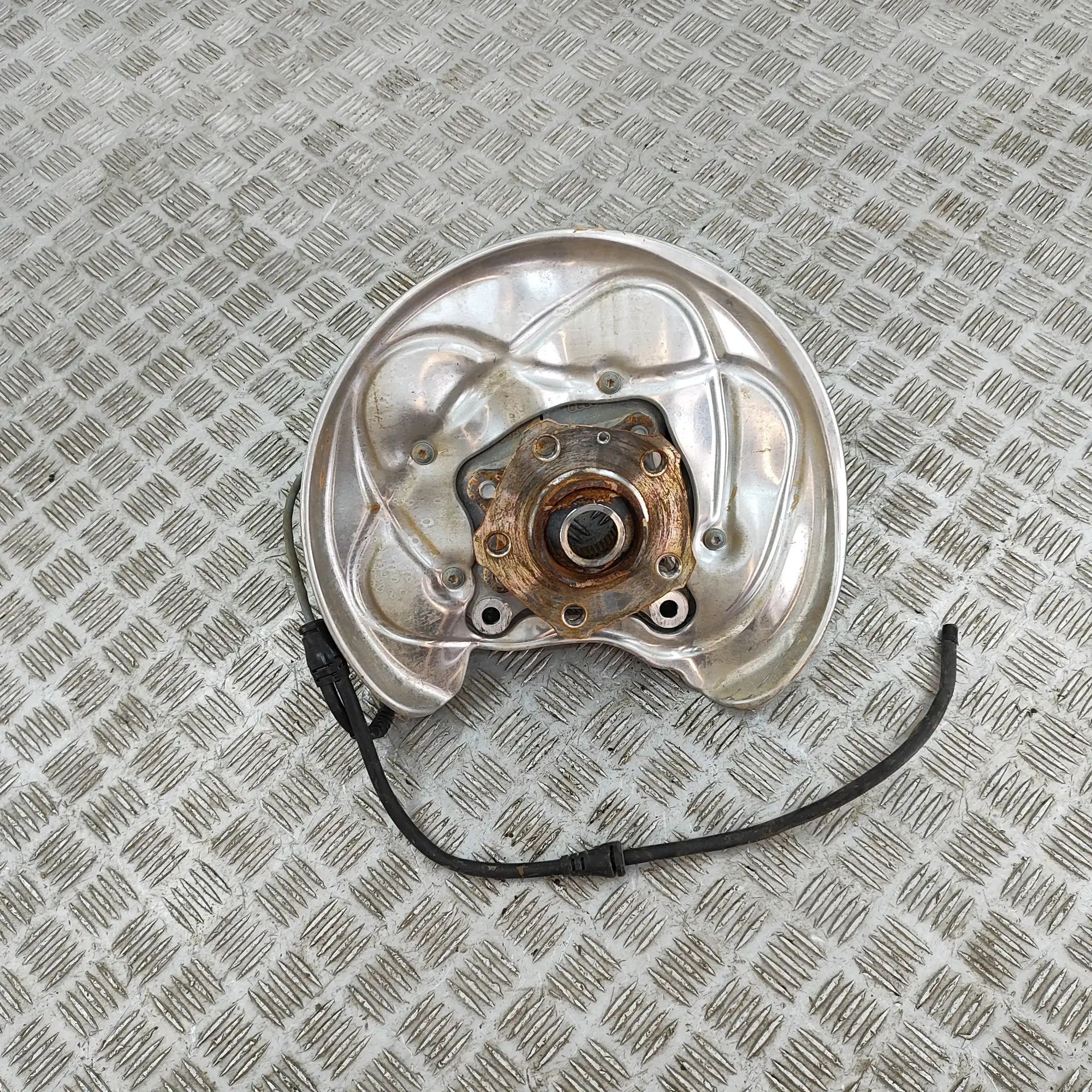 Audi Q5 (FY) Rear Left Wheel Hub Spindle Rear Left Wheel Hub Spindle — AUDI Q5 (FY) (201...