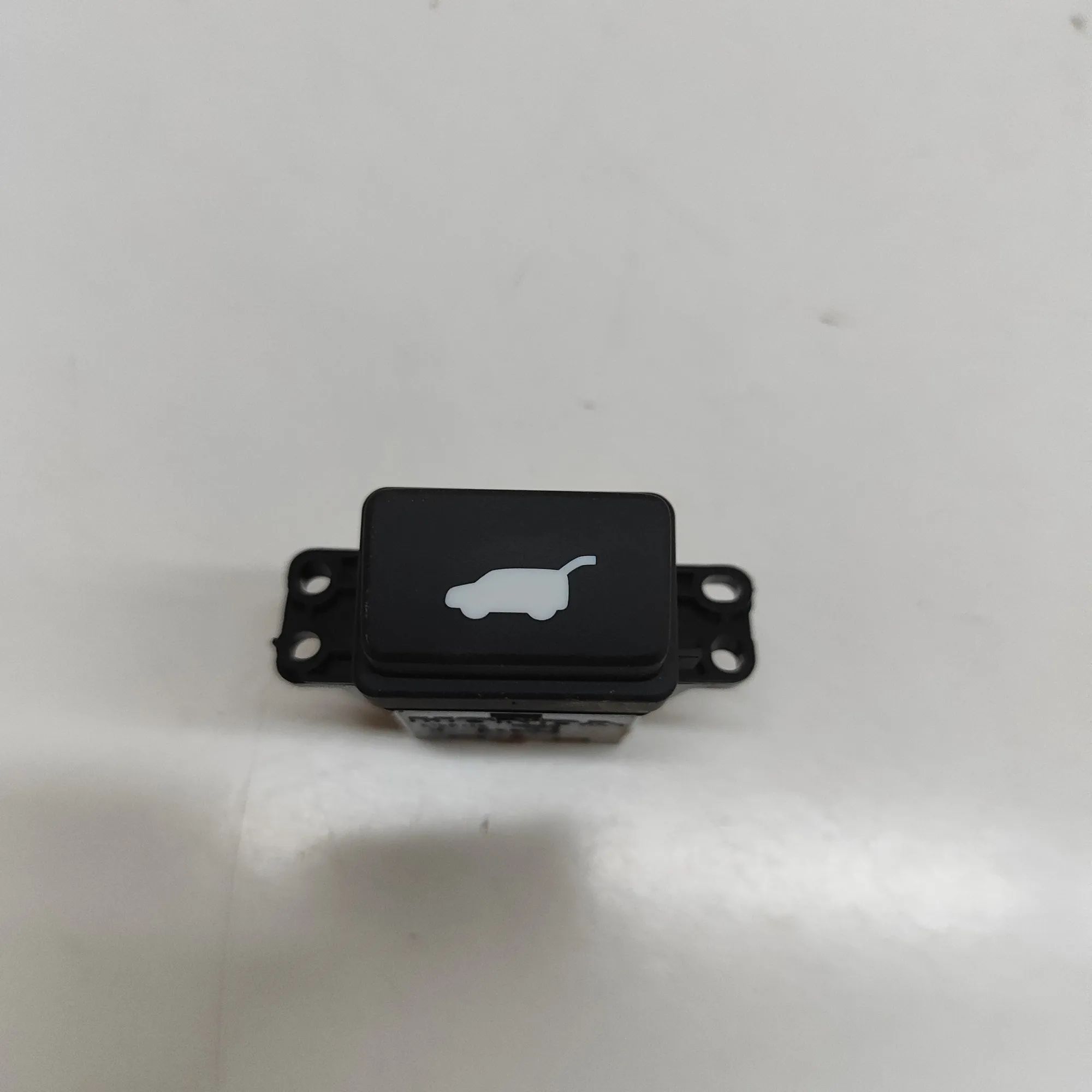 Honda HR-V / e:Ny1 Tailgate Open Switch Tailgate Open Switch — HONDA E:NY1 (2023-...) —...