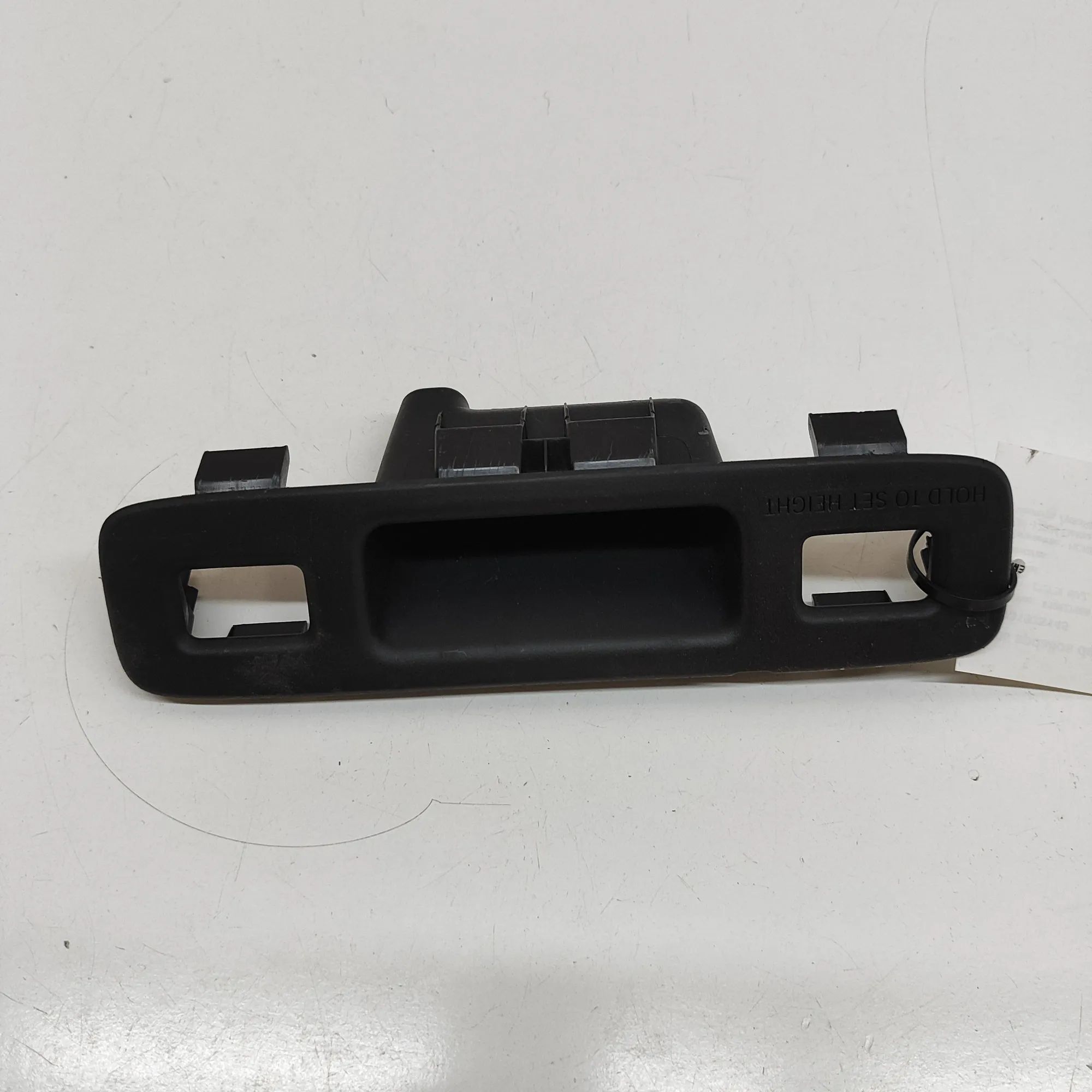 Honda HR-V / e:Ny1 Tailgate Handle Tailgate Handle — HONDA E:NY1 (2023-...) — 8444...