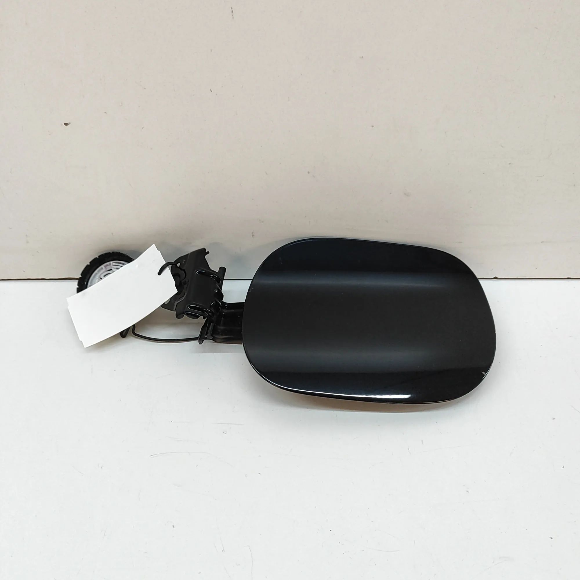 Lexus NX Fuel Tank Flap Cap Fuel Tank Flap Cap — LEXUS NX (_Z1_) (2014-...)...