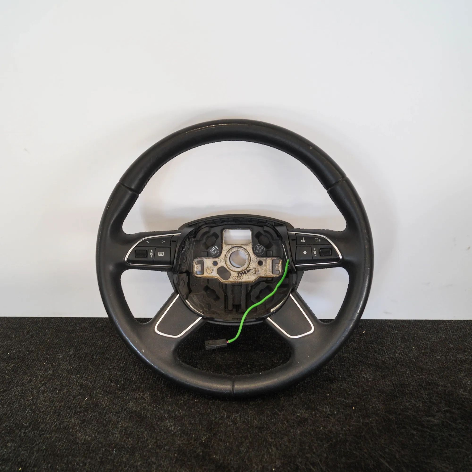 Audi Q3 (8U) steering wheel Steering Wheel — AUDI Q3 (8U) (2011-2018) — 8U0...