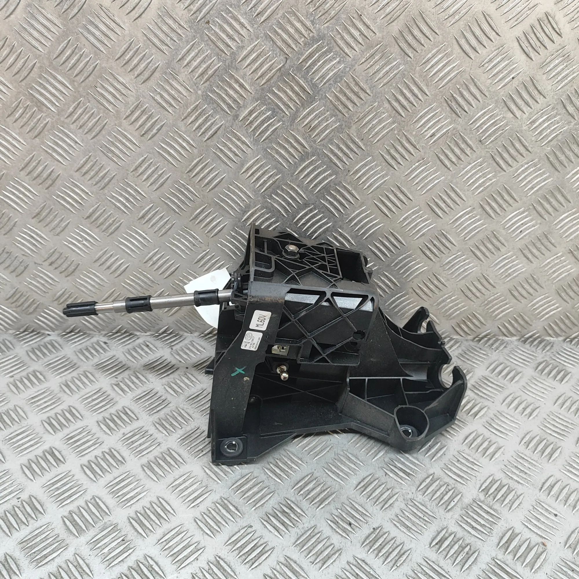 Toyota Proace Gear Shifting Mechanism Gear Shifting Mechanism — TOYOTA PROACE (Van MD...