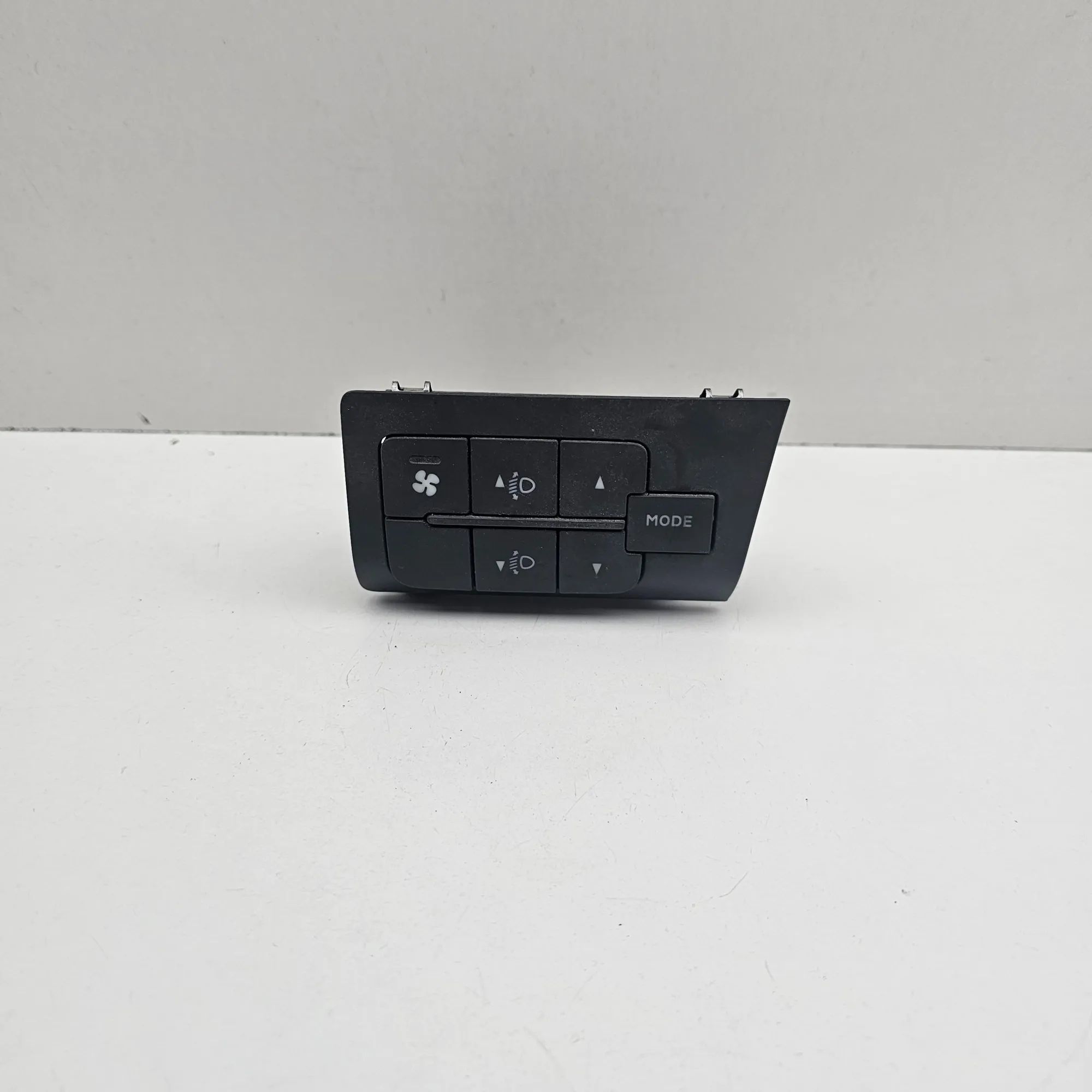 Peugeot Boxer Button Switch Panel Button Switch Panel — PEUGEOT BOXER (Van) (2006...