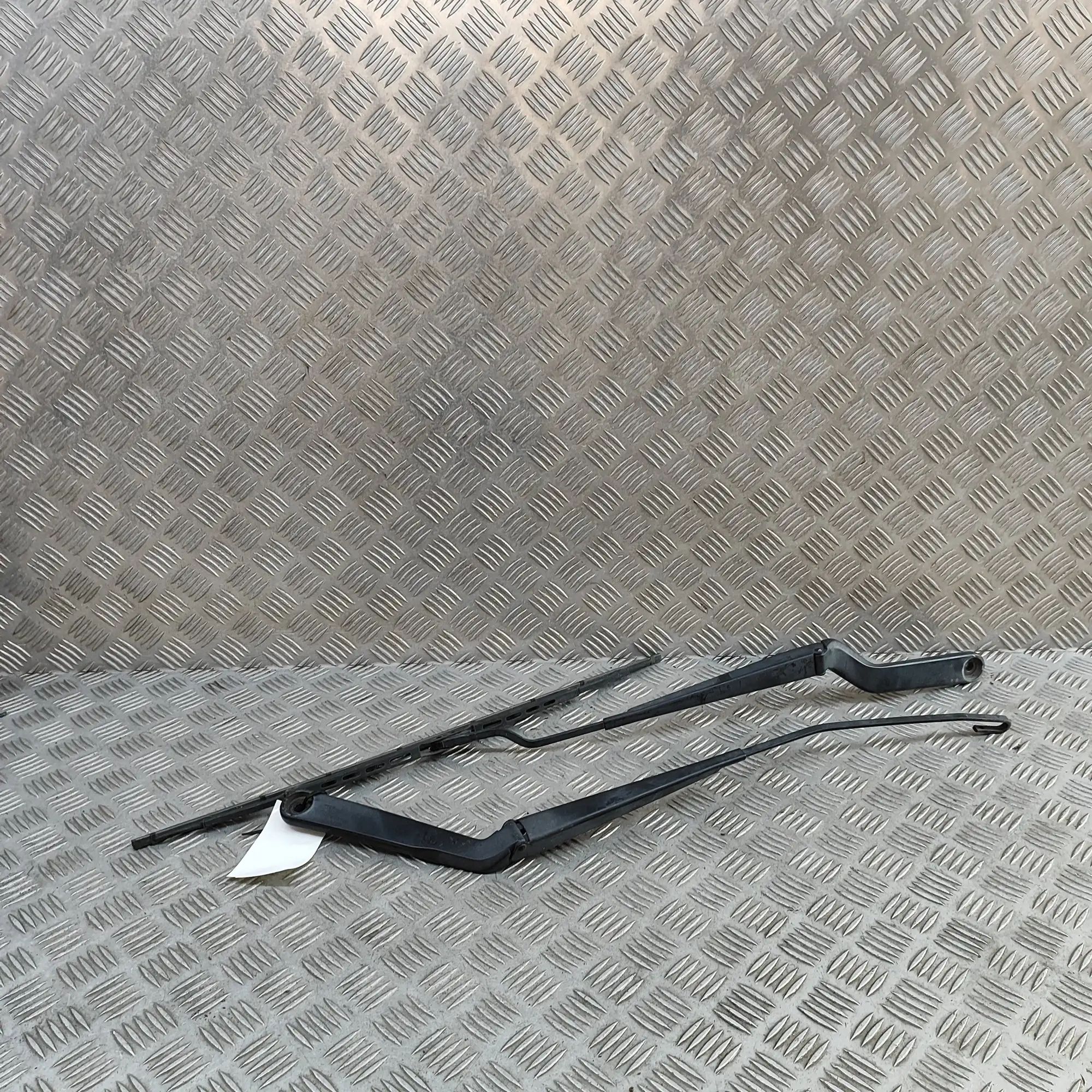 Porsche Panamera Front Wiper Arms Front Wiper Arms — PORSCHE PANAMERA (970) (2009...