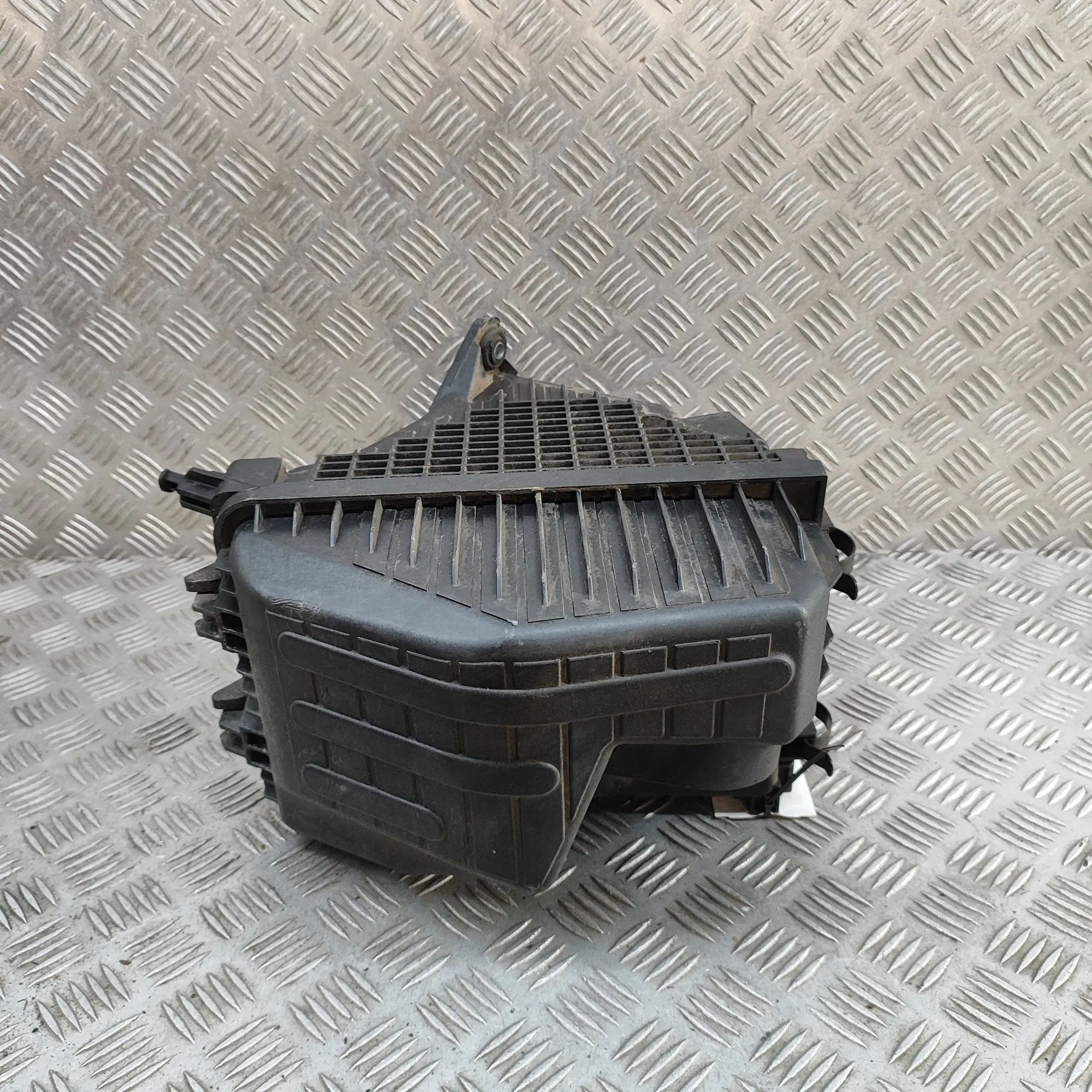 Hyundai Santa Fe Õhufiltri korpus (2.5) Air Filter Box — HYUNDAI SANTA (FÉ III DM) (201...