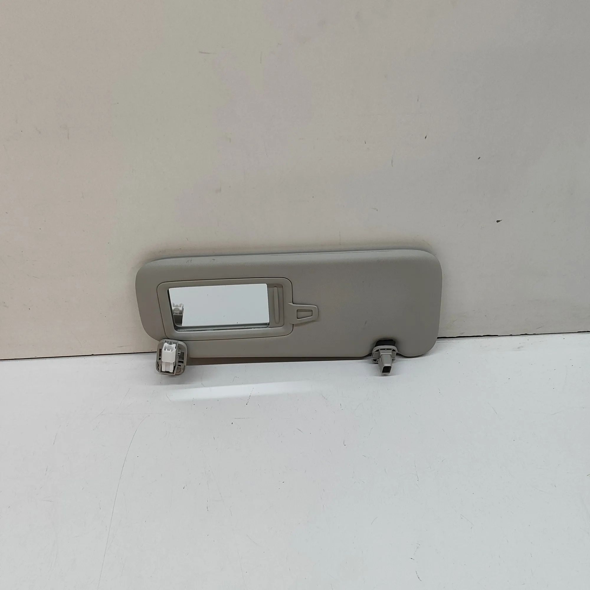 Mazda 3 (BP) Sun visor — right Sun visor — right — MAZDA CX-3 (0 DM) (2019-PRE...