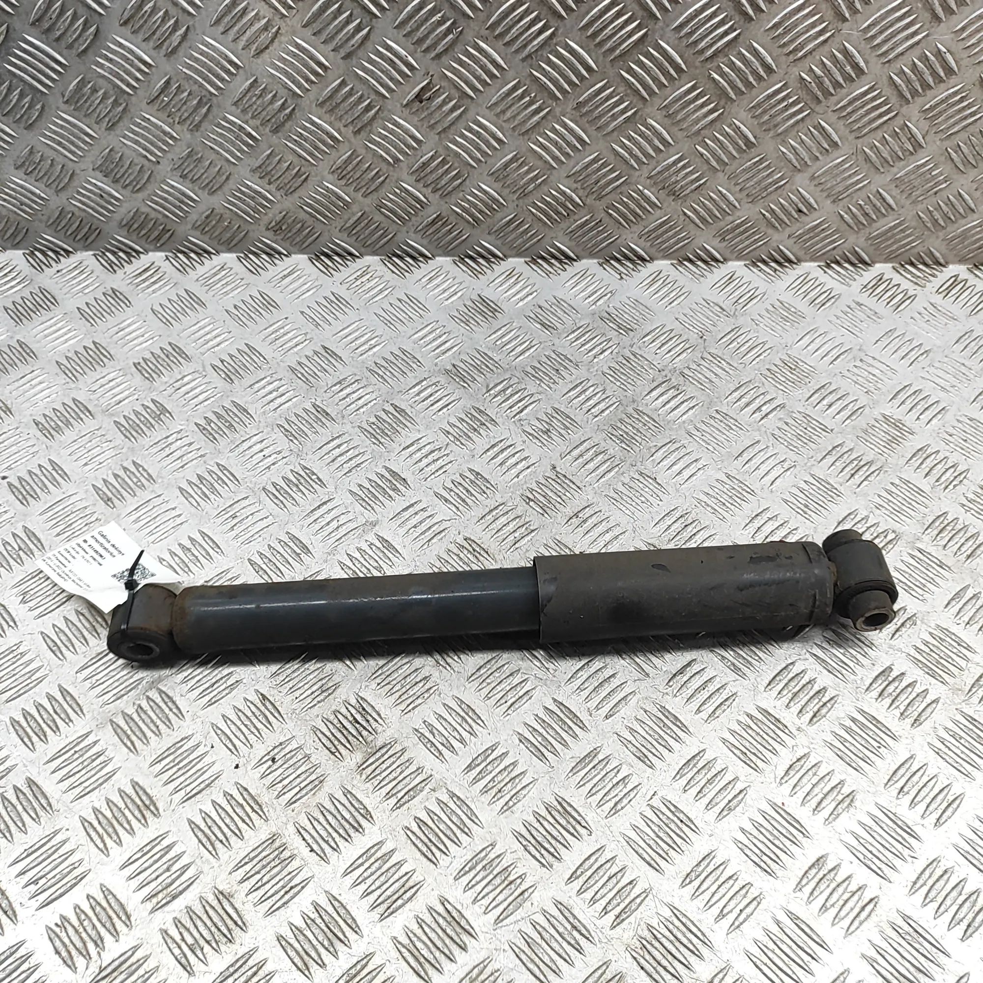 Iveco Daily Shock absorber — rear right Shock absorber — rear right — IVECO DAILY (VI B...