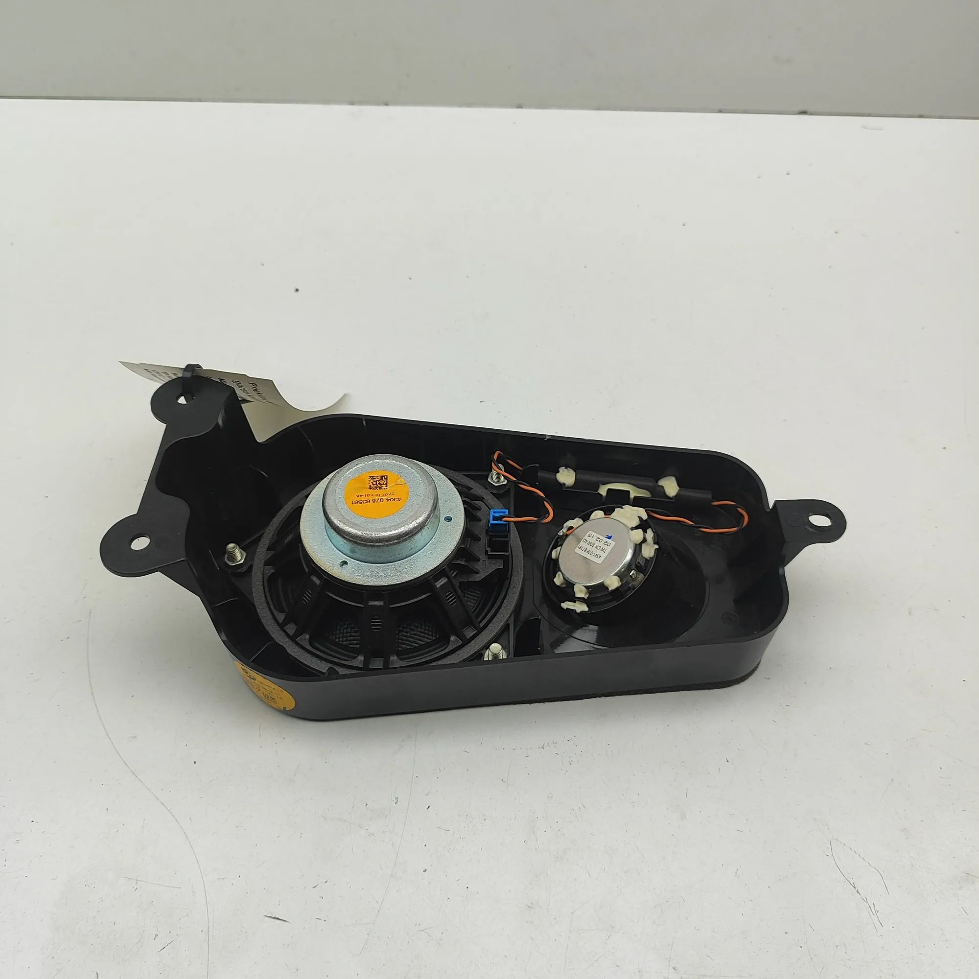 BMW X5 (F15) Front Right Door Speaker Front Right Door Speaker — BMW X5 (F15, F85) (2...