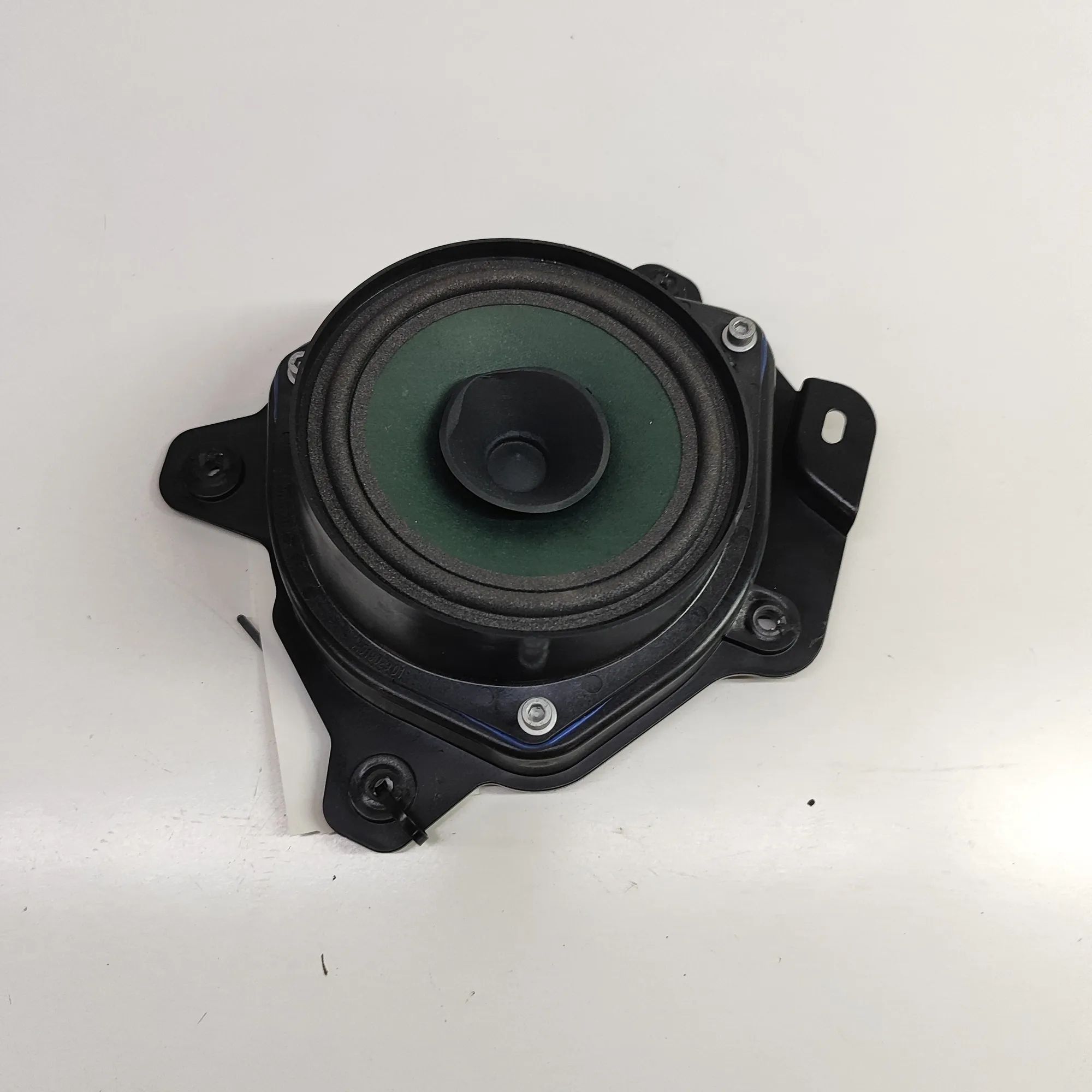 Jeep Avenger Rear Right Door Speaker Rear Right Door Speaker — JEEP AVENGER (J2) (20...